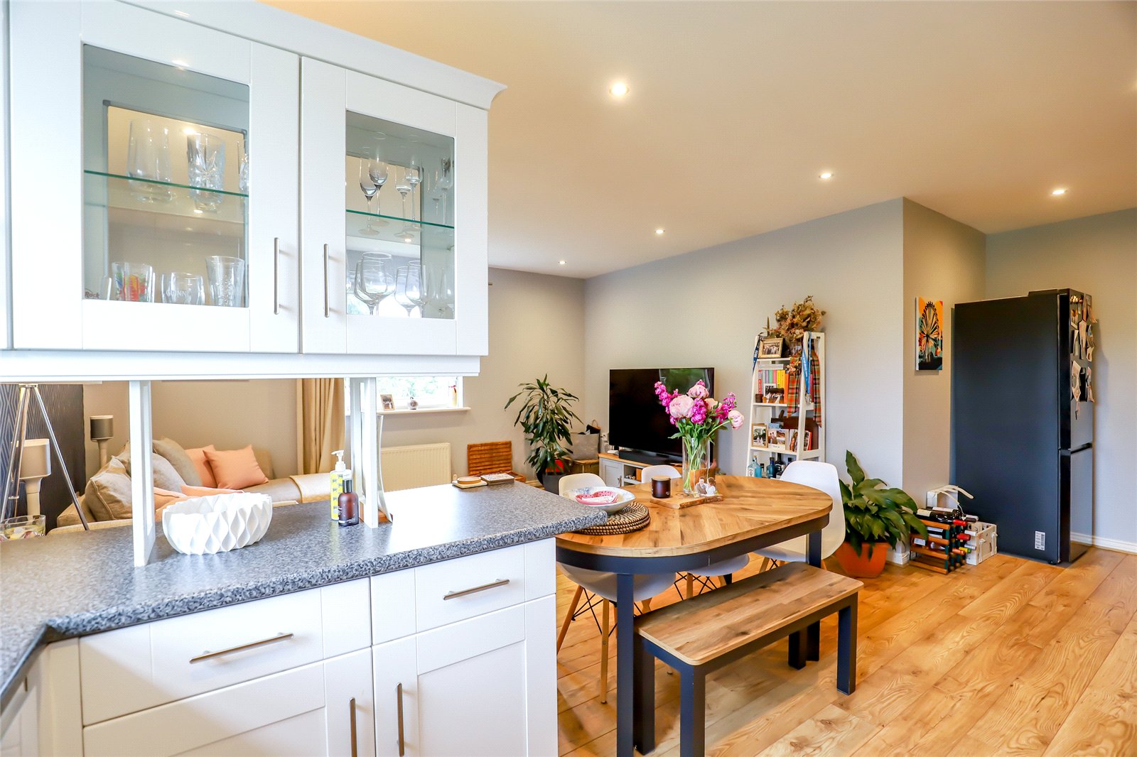 2 bed apartment for sale in Russet Drive, St. Albans, Hertfordshire, AL4  - Property Image 13