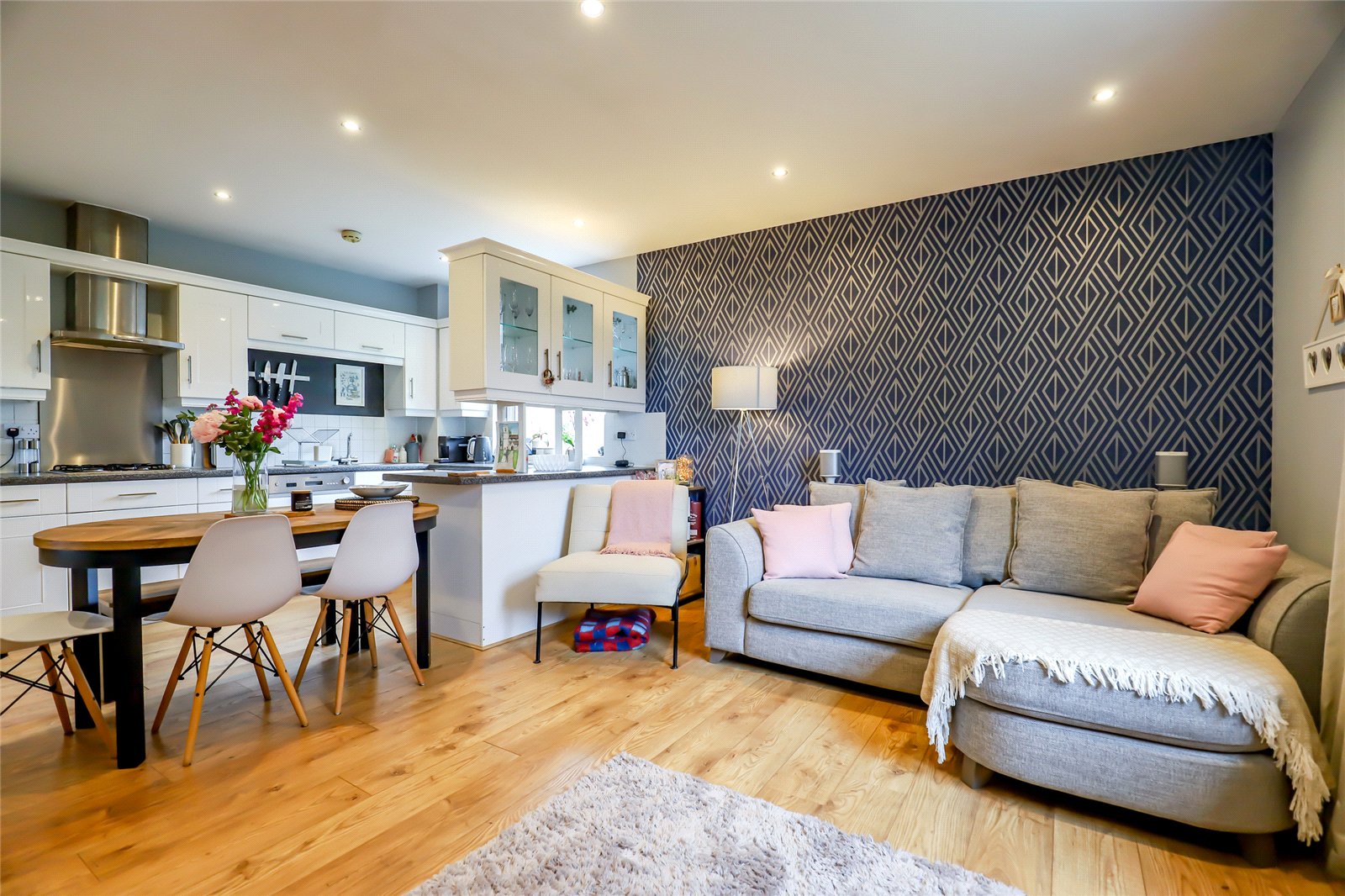 2 bed apartment for sale in Russet Drive, St. Albans, Hertfordshire, AL4  - Property Image 15