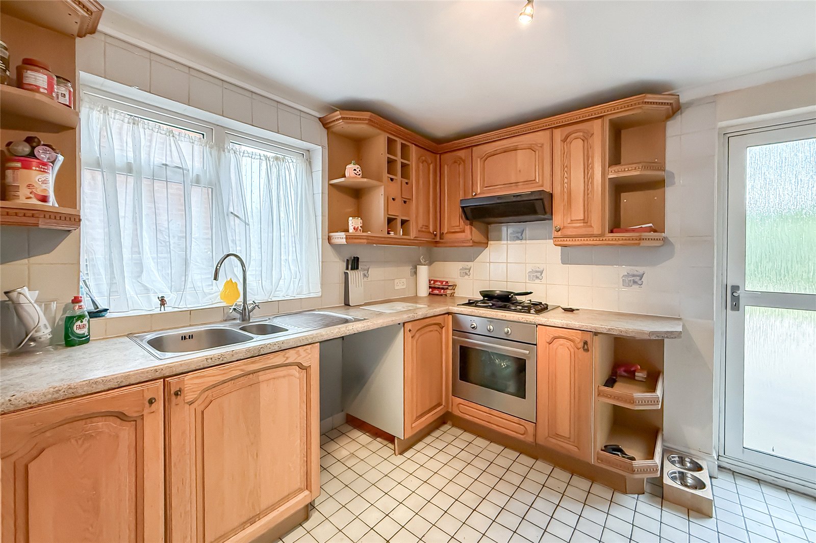 3 bed semi-detached house for sale in Rodney Avenue, St. Albans, Hertfordshire, AL1 - Property Image 3