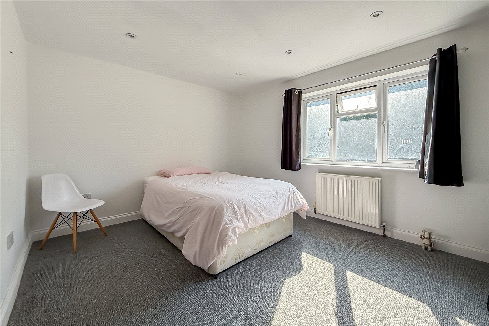 3 bed end of terrace house for sale in White Hedge Drive, St. Albans, Hertfordshire, AL3  - Property Image 9