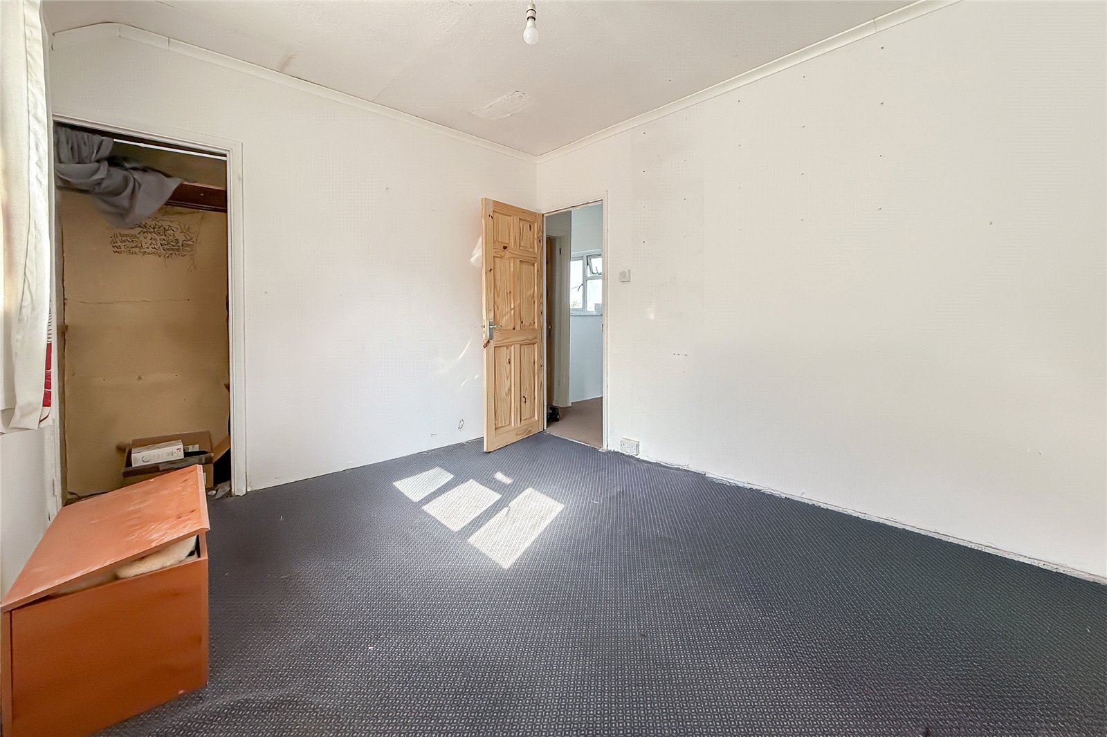 3 bed end of terrace house for sale in White Hedge Drive, St. Albans, Hertfordshire, AL3  - Property Image 15