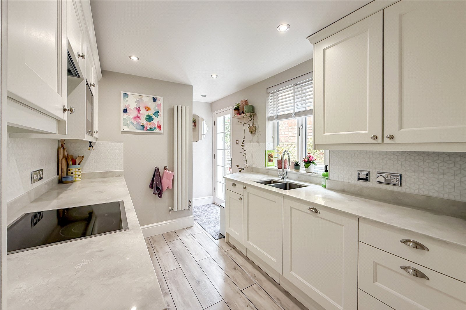 3 bed terraced house for sale in Heath Road, St. Albans, Hertfordshire, AL1 - Property Image 2