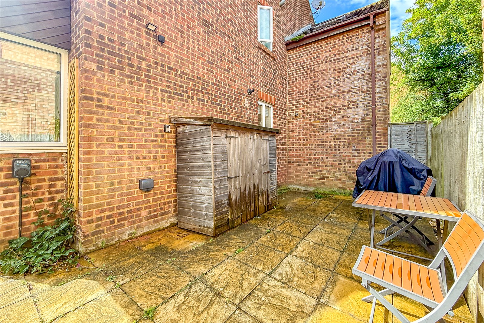 2 bed terraced house for sale in Wynchlands Crescent, St. Albans, Hertfordshire, AL4  - Property Image 8