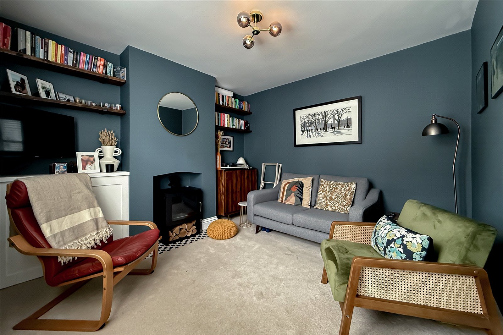 2 bed terraced house for sale in Alexandra Road, St. Albans, Hertfordshire, AL1  - Property Image 2