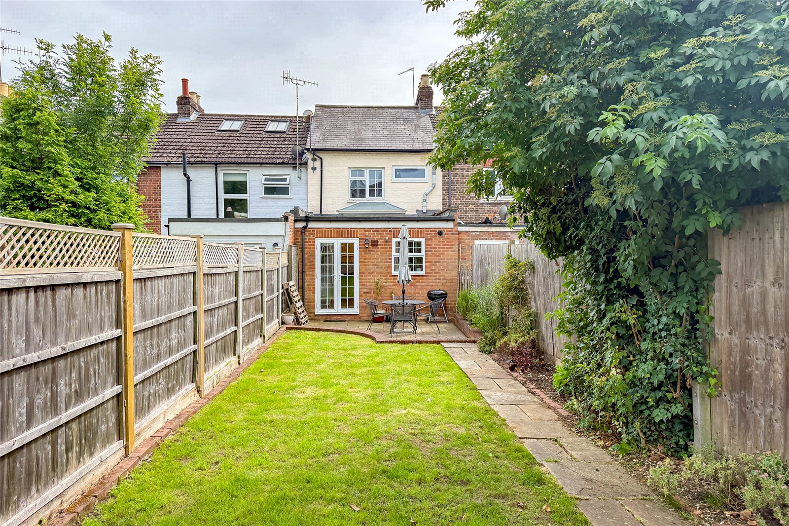 2 bed terraced house for sale in Alexandra Road, St. Albans, Hertfordshire, AL1  - Property Image 13