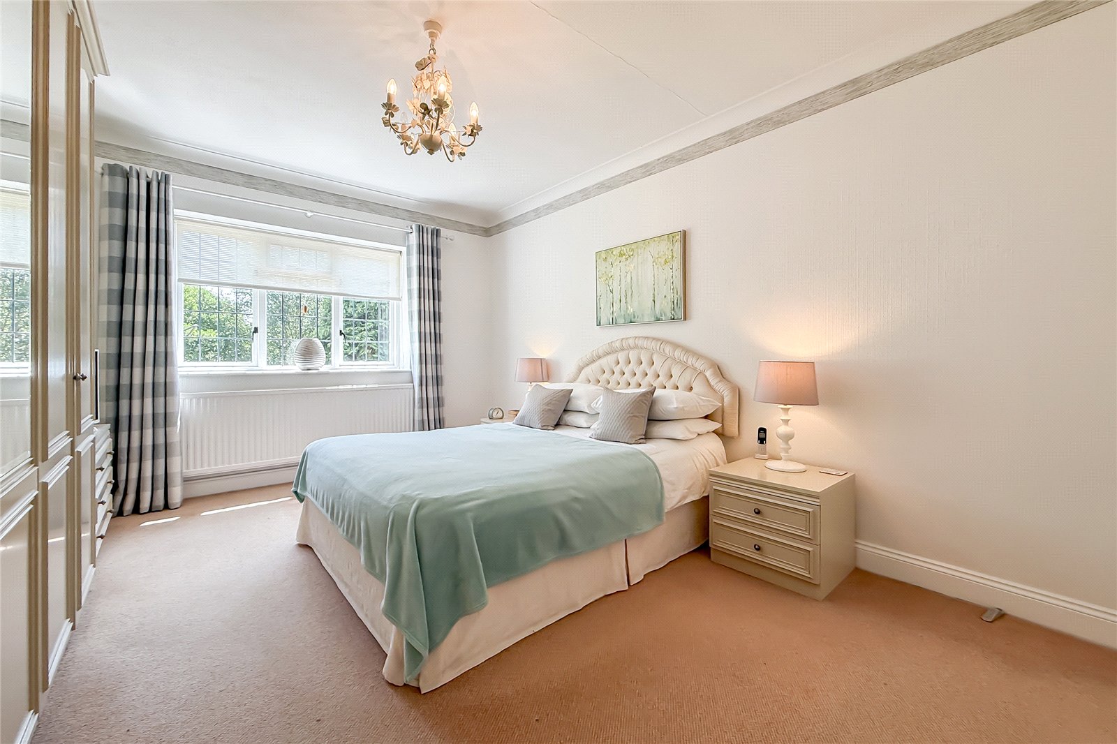 3 bed detached bungalow for sale in Francis Avenue, St. Albans, Hertfordshire, AL3 - Property Image 7