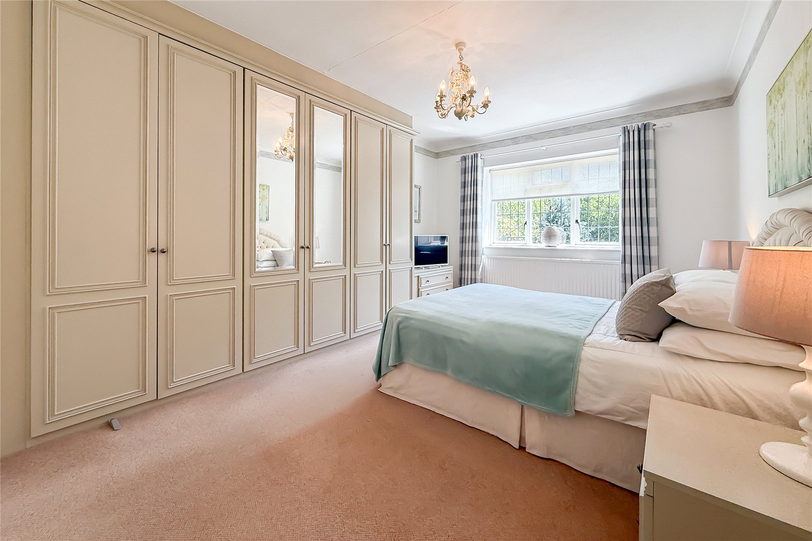 3 bed detached bungalow for sale in Francis Avenue, St. Albans, Hertfordshire, AL3 - Property Image 24