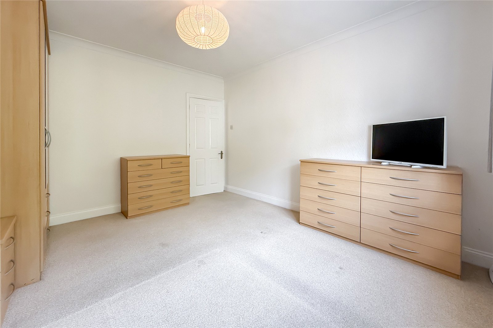 3 bed detached bungalow for sale in Francis Avenue, St. Albans, Hertfordshire, AL3 - Property Image 27