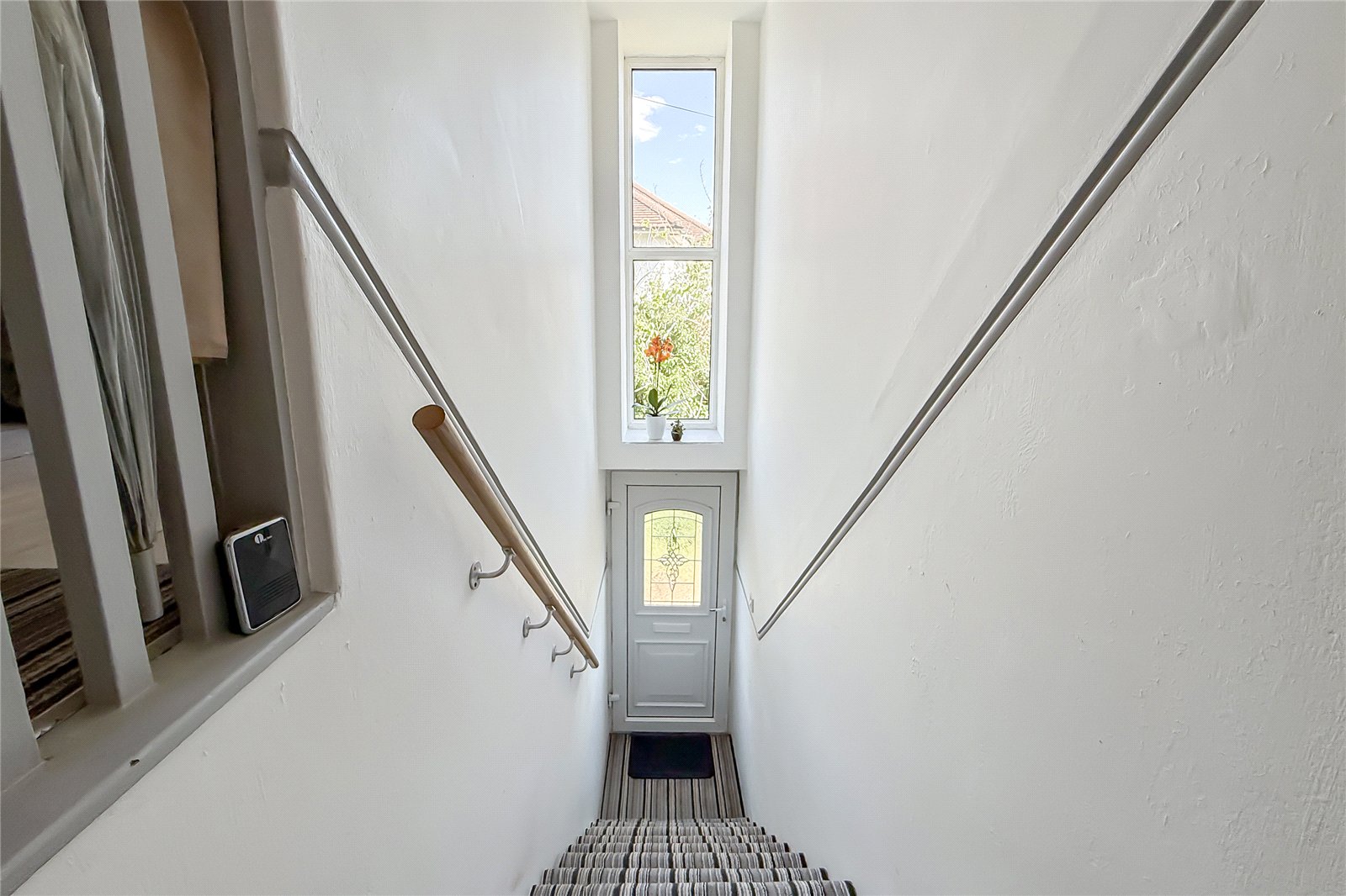 2 bed apartment for sale in Tavistock Avenue, St. Albans, Hertfordshire, AL1  - Property Image 3