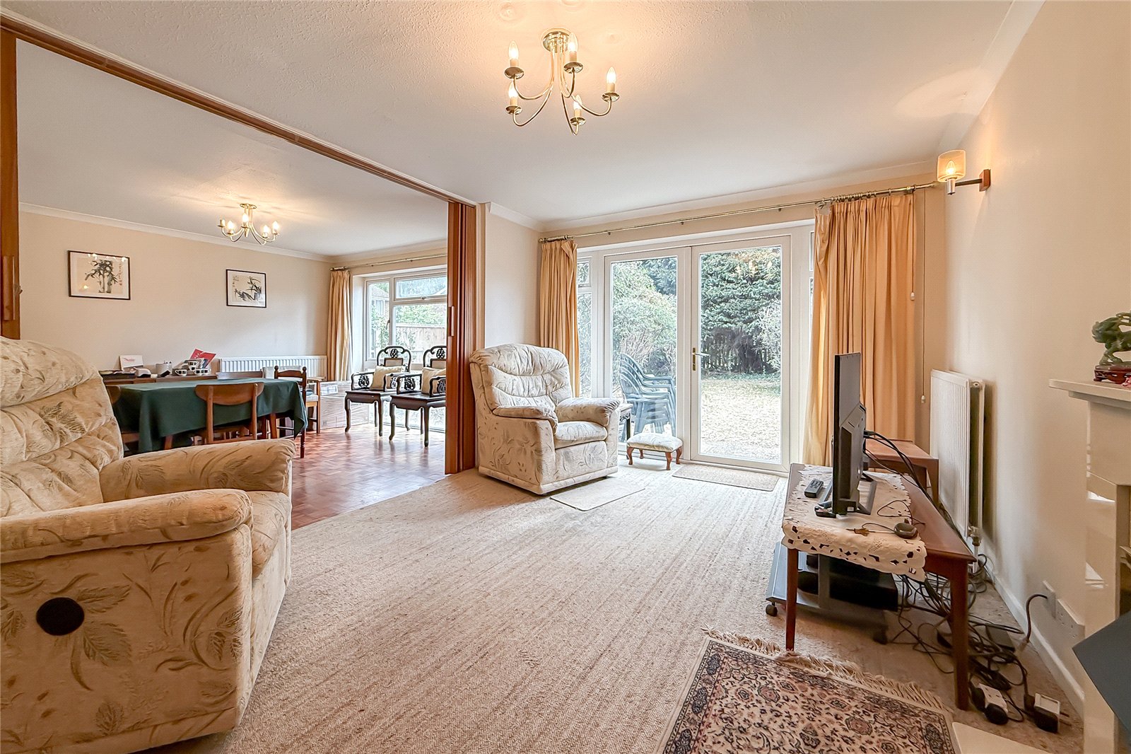4 bed link detached house for sale in Augustus Close, St. Albans, Hertfordshire, AL3  - Property Image 3