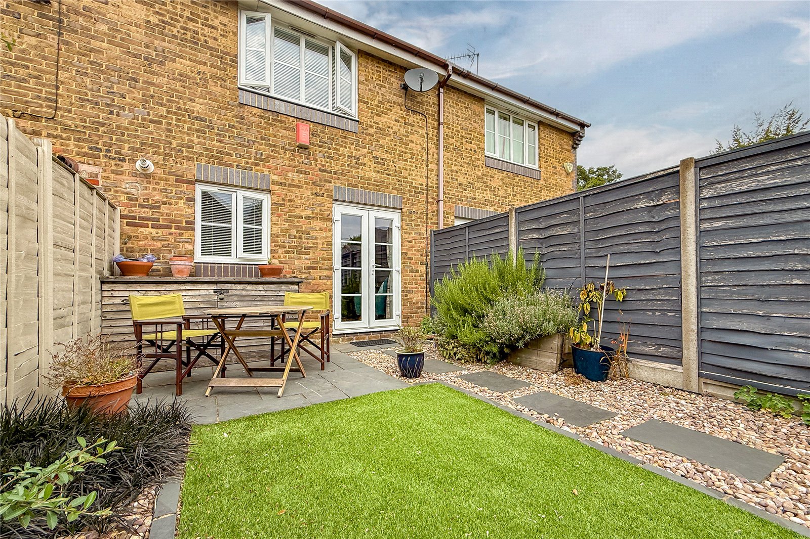 2 bed terraced house for sale in De Tany Court, St Albans, Hertfordshire, AL1 - Property Image 10