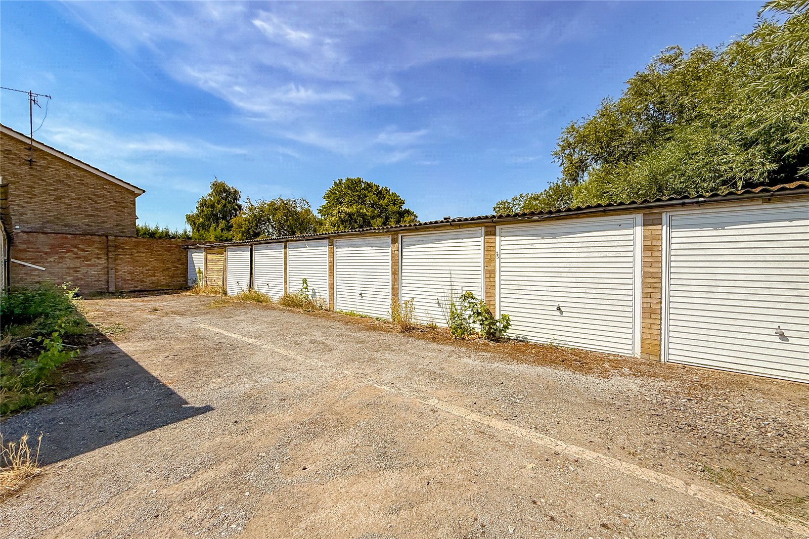 2 bed maisonette for sale in The Beeches, Park Street, St. Albans, Hertfordshire, AL2  - Property Image 18