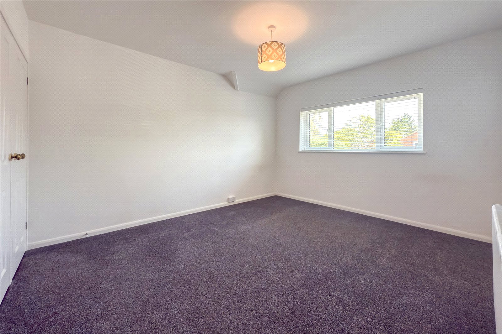 3 bed semi-detached house for sale in Cavan Drive, St. Albans, Hertfordshire, AL3  - Property Image 7