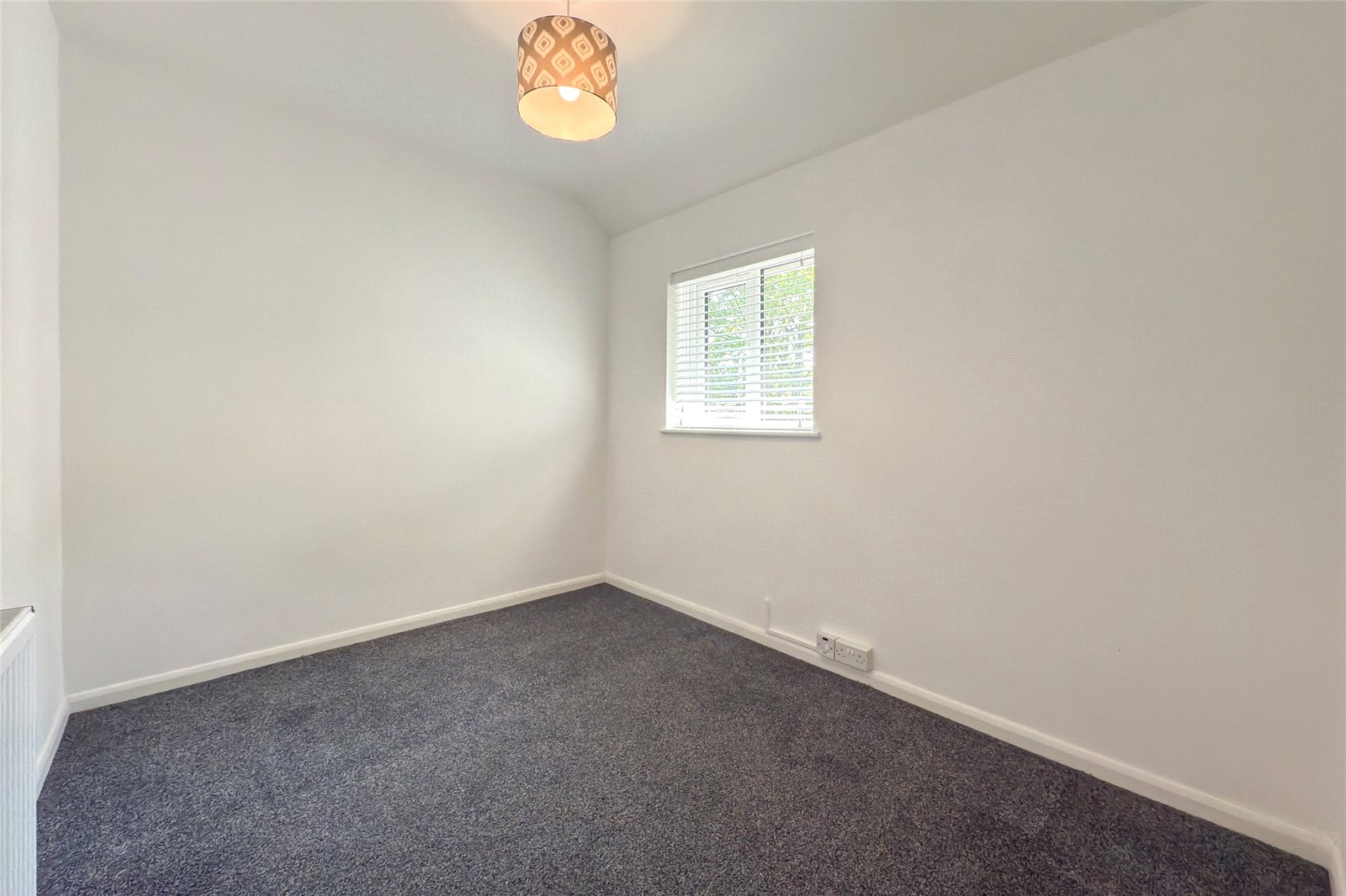 3 bed semi-detached house for sale in Cavan Drive, St. Albans, Hertfordshire, AL3  - Property Image 9