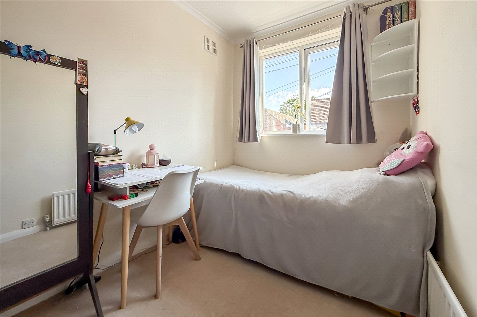 3 bed semi-detached house for sale in Wynchlands Crescent, St. Albans, Hertfordshire, AL4  - Property Image 11