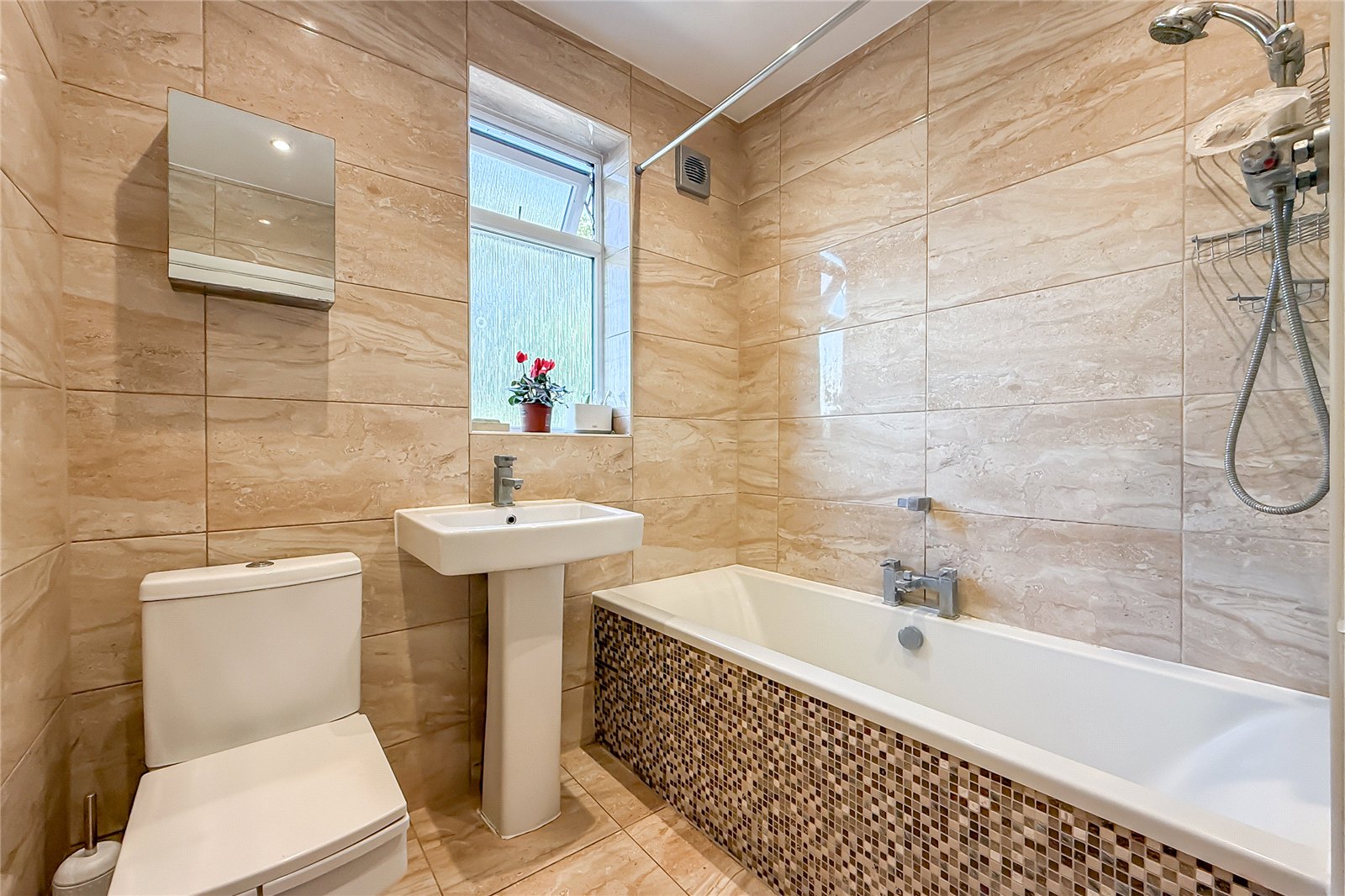 3 bed semi-detached house for sale in Wynchlands Crescent, St. Albans, Hertfordshire, AL4  - Property Image 12