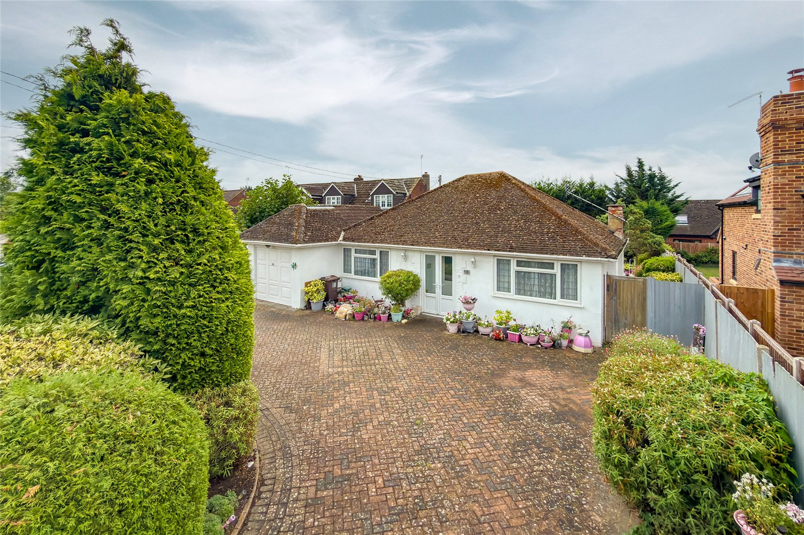 3 bed detached bungalow for sale in The Uplands, Bricket Wood, St. Albans, Hertfordshire, AL2 - Property Image 1