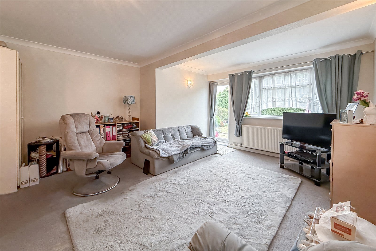 3 bed detached bungalow for sale in The Uplands, Bricket Wood, St. Albans, Hertfordshire, AL2 - Property Image 2