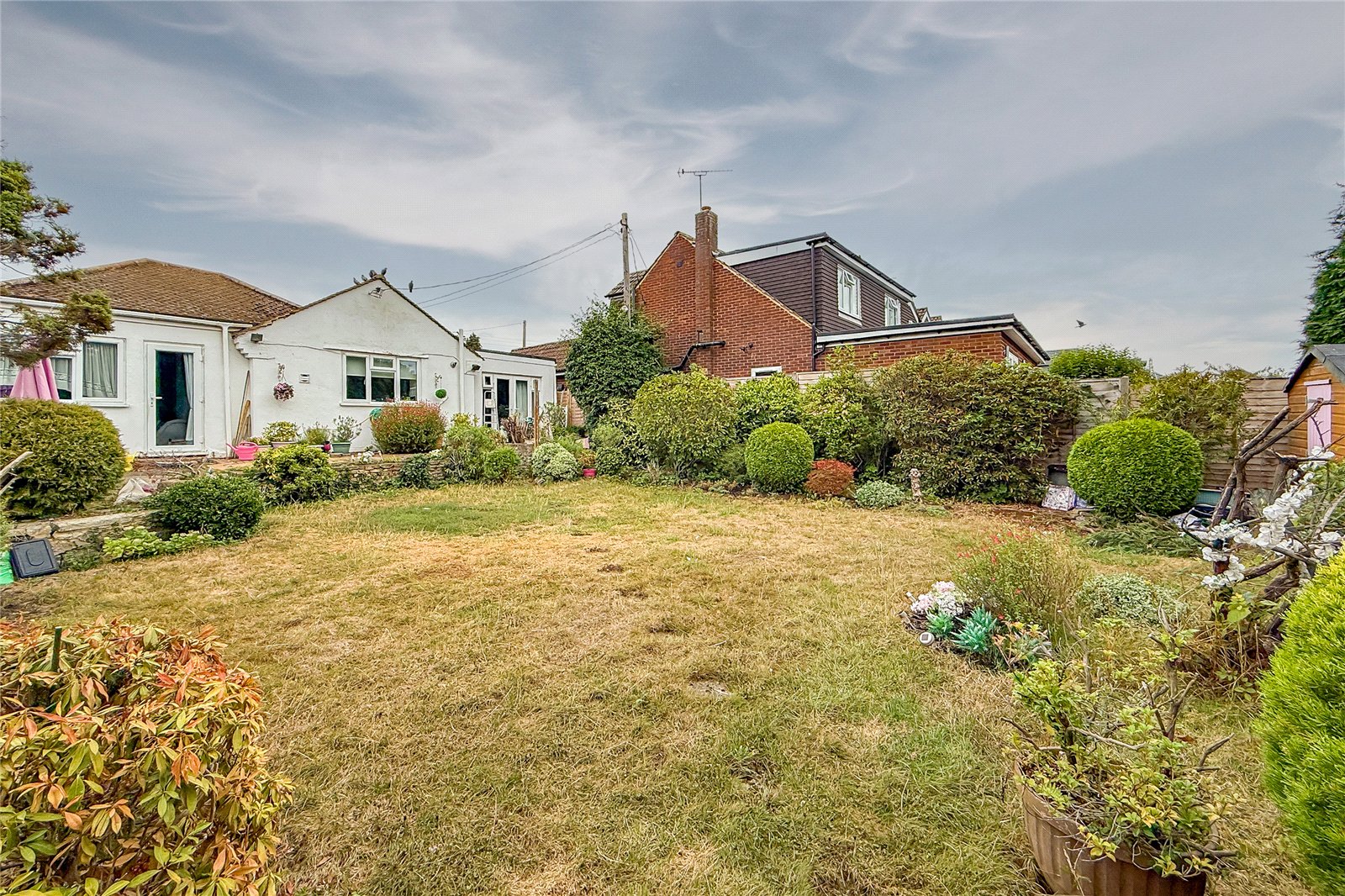3 bed detached bungalow for sale in The Uplands, Bricket Wood, St. Albans, Hertfordshire, AL2 - Property Image 8