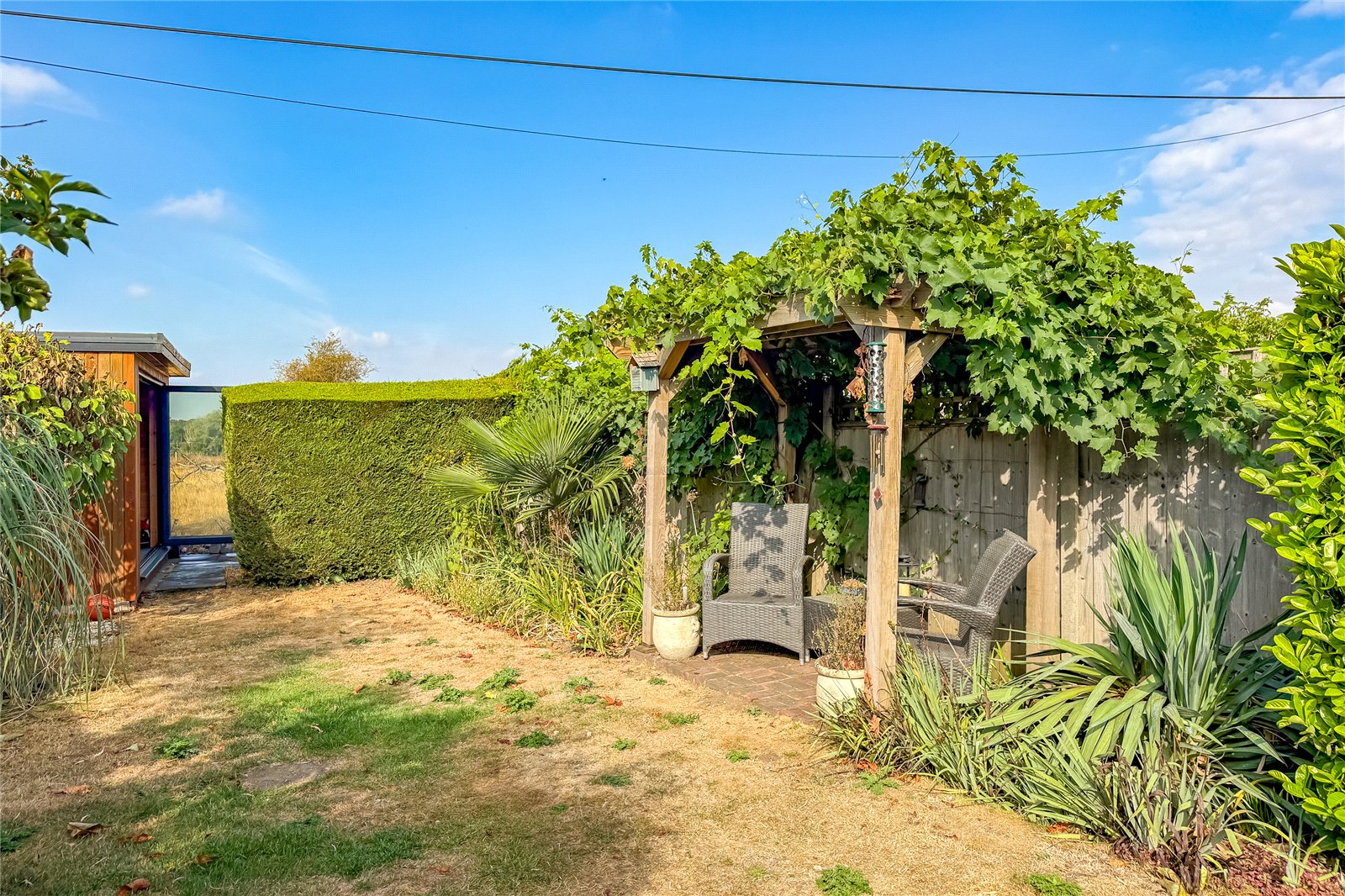 3 bed terraced house for sale in Radlett Road, Colney Street, St. Albans, Hertfordshire, AL2  - Property Image 14