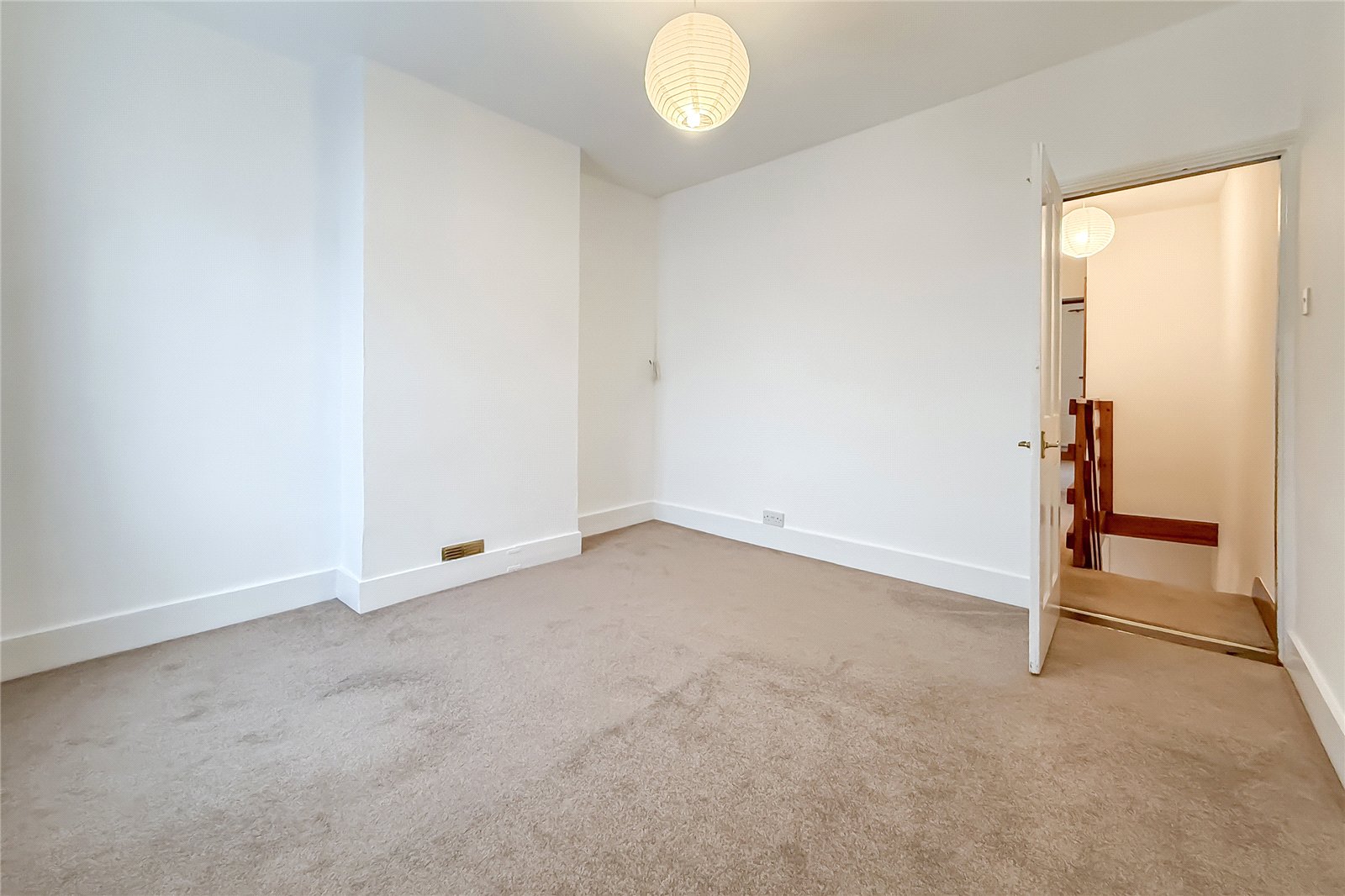 2 bed terraced house for sale in Sopwell Lane, St. Albans, Hertfordshire, AL1  - Property Image 10