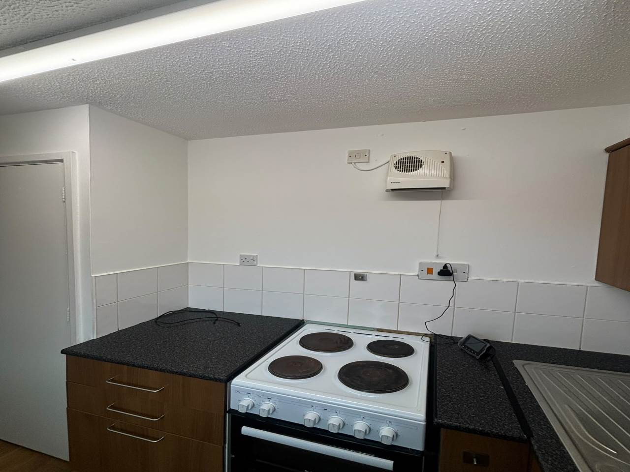1 bed flat to rent in Slades Close, Glemsford, CO10  - Property Image 3