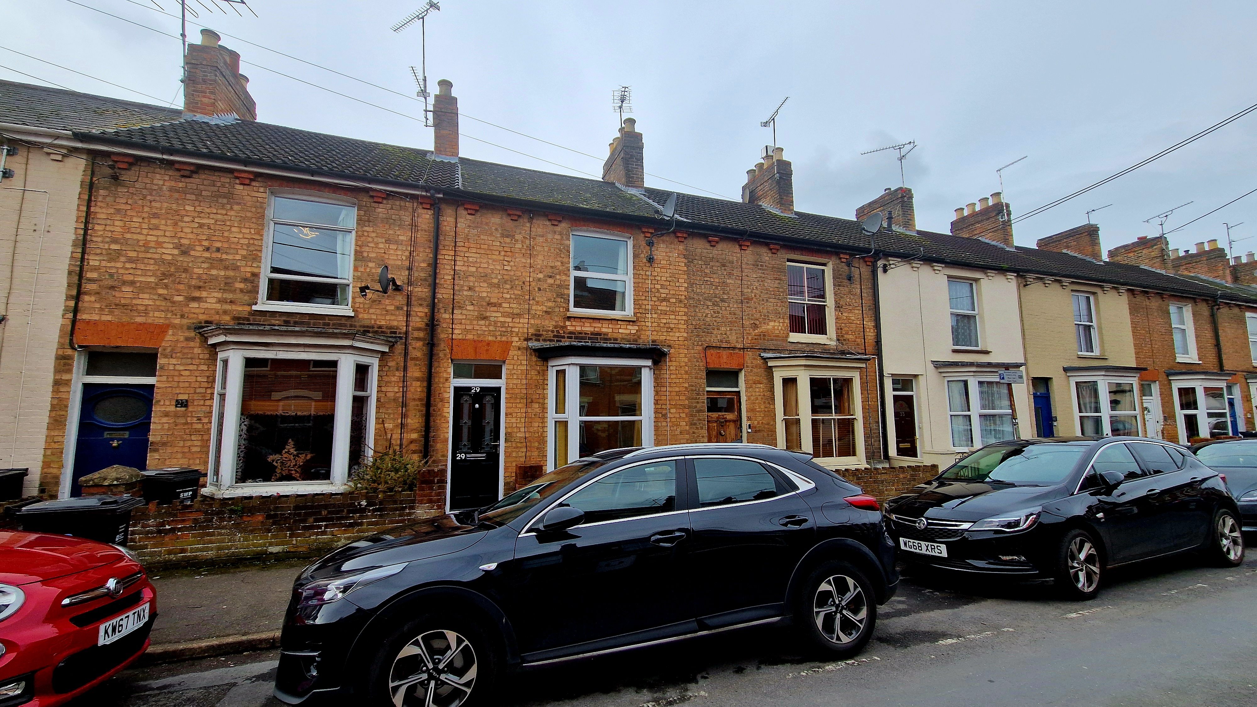 3 bed terraced house to rent in Albemarle Road, Taunton, TA1