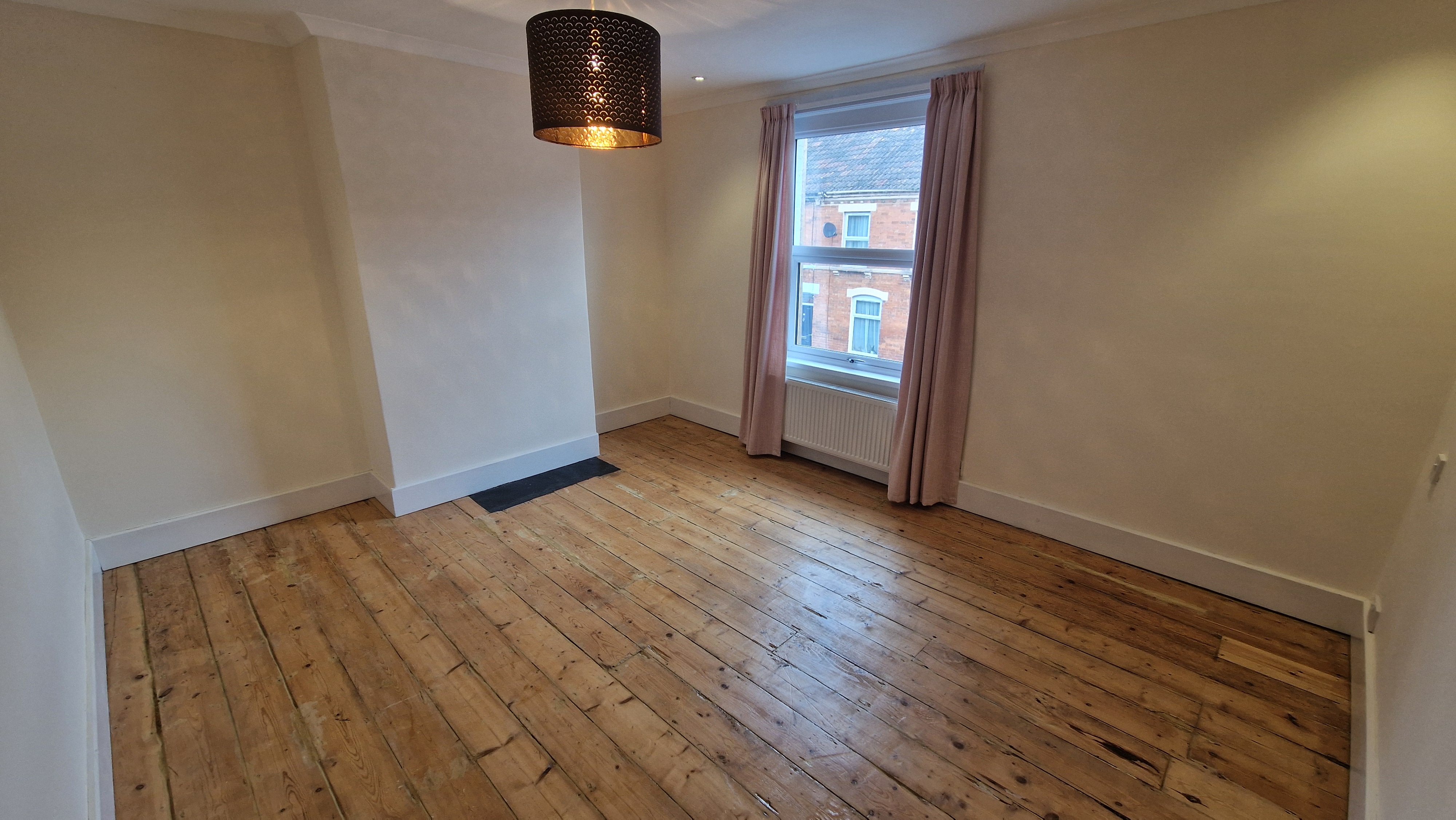 3 bed terraced house to rent in Albemarle Road, Taunton, TA1 5