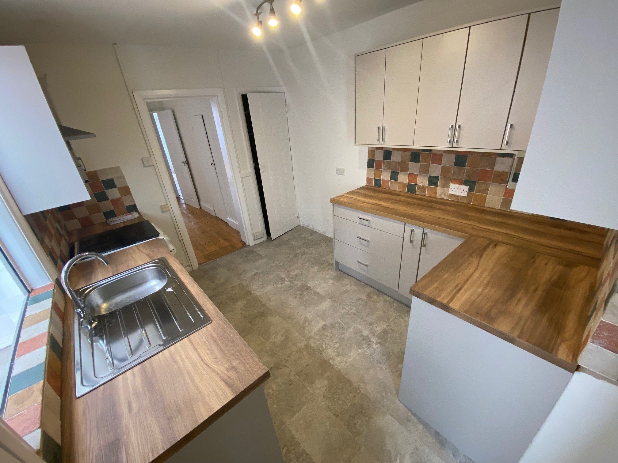 3 bed terraced house to rent in Winchester Street, Taunton, TA1  - Property Image 4