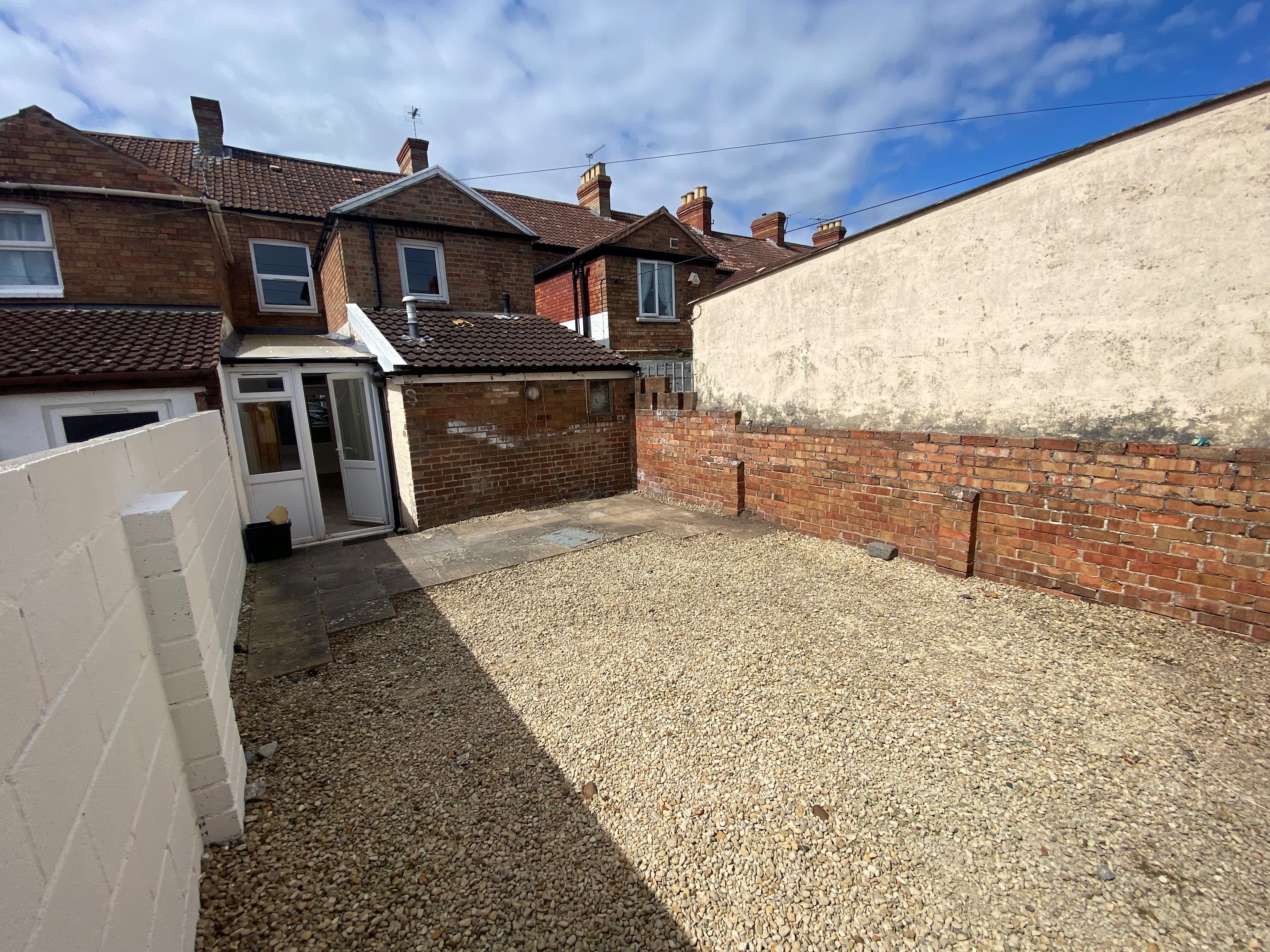 3 bed terraced house to rent in Winchester Street, Taunton, TA1  - Property Image 10