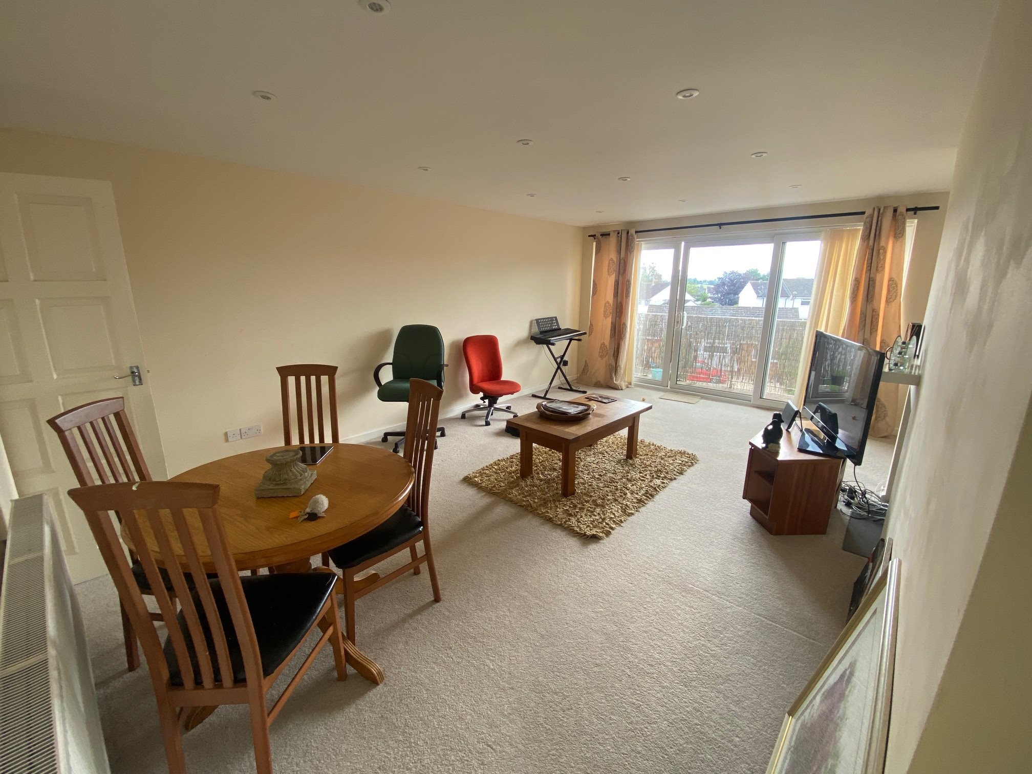 3 bed maisonette to rent in Deane Drive, Taunton, TA1 1
