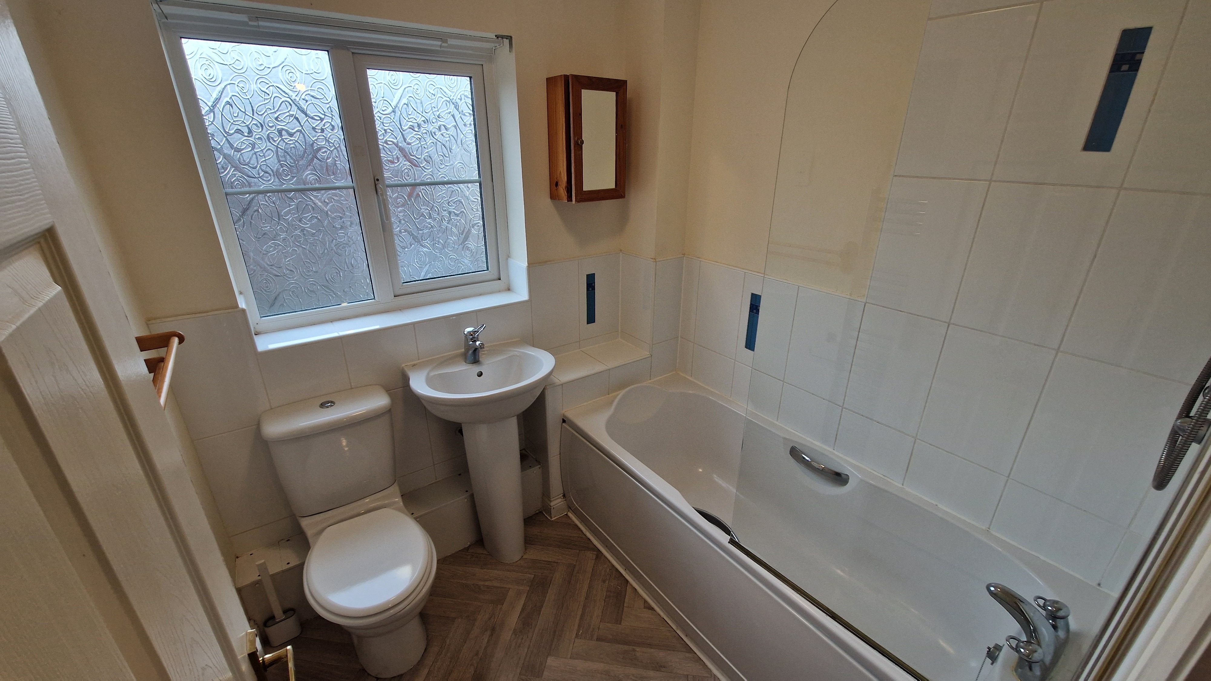 3 bed terraced house to rent in Riverside, Hemyock, EX15 4