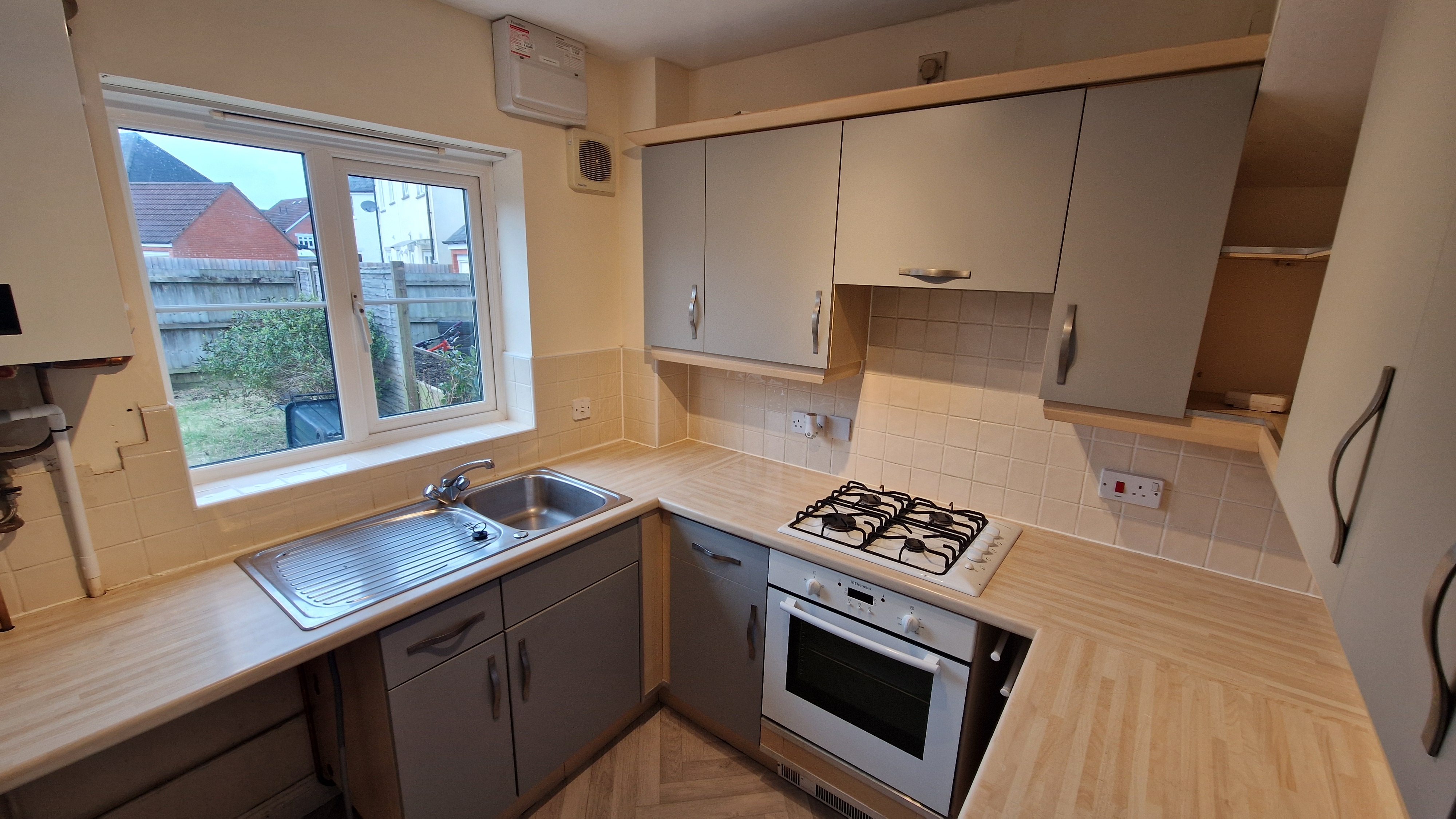 3 bed terraced house to rent in Riverside, Hemyock, EX15 3