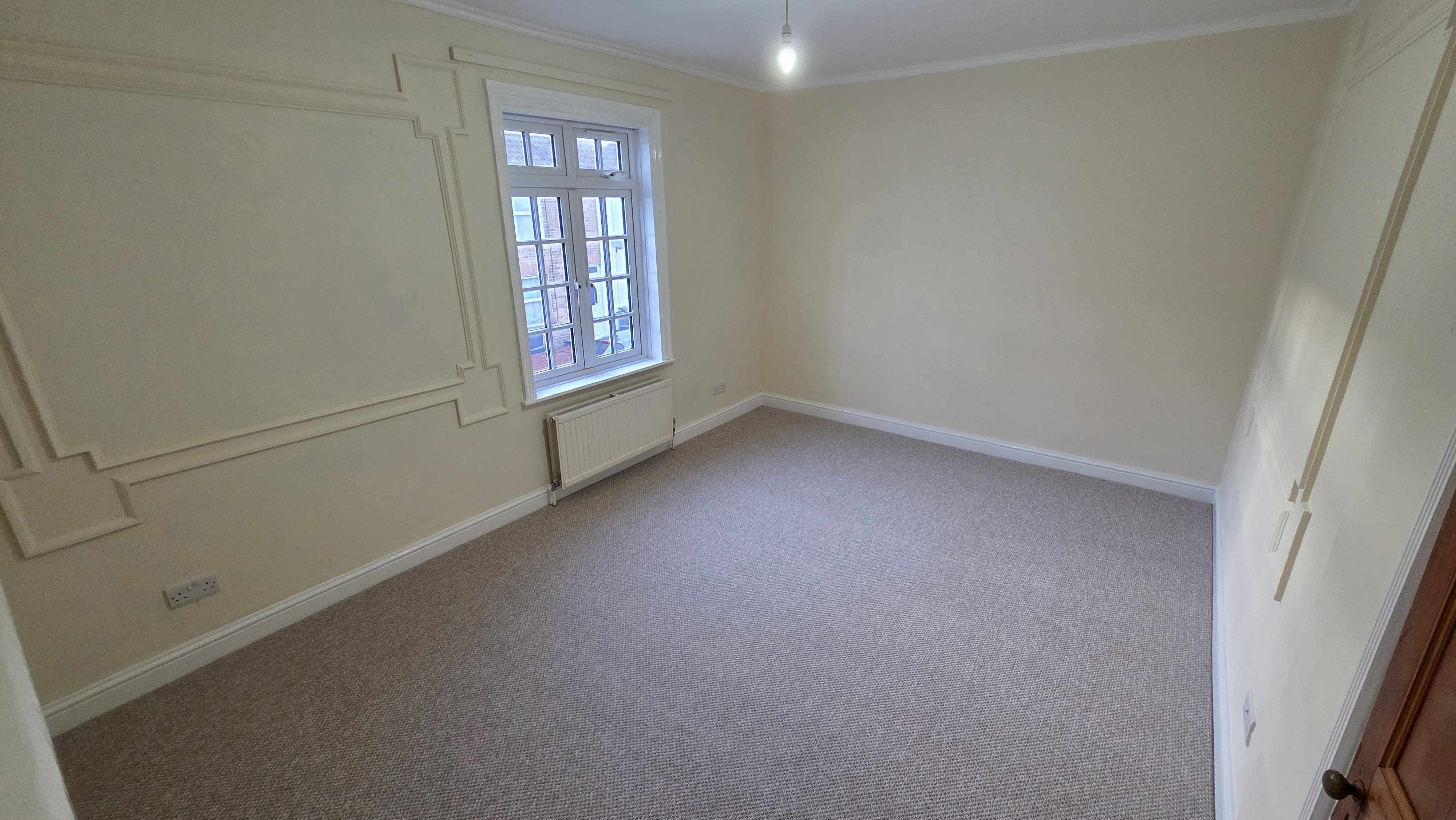 3 bed terraced house to rent in Thomas Street, Taunton, TA2 6