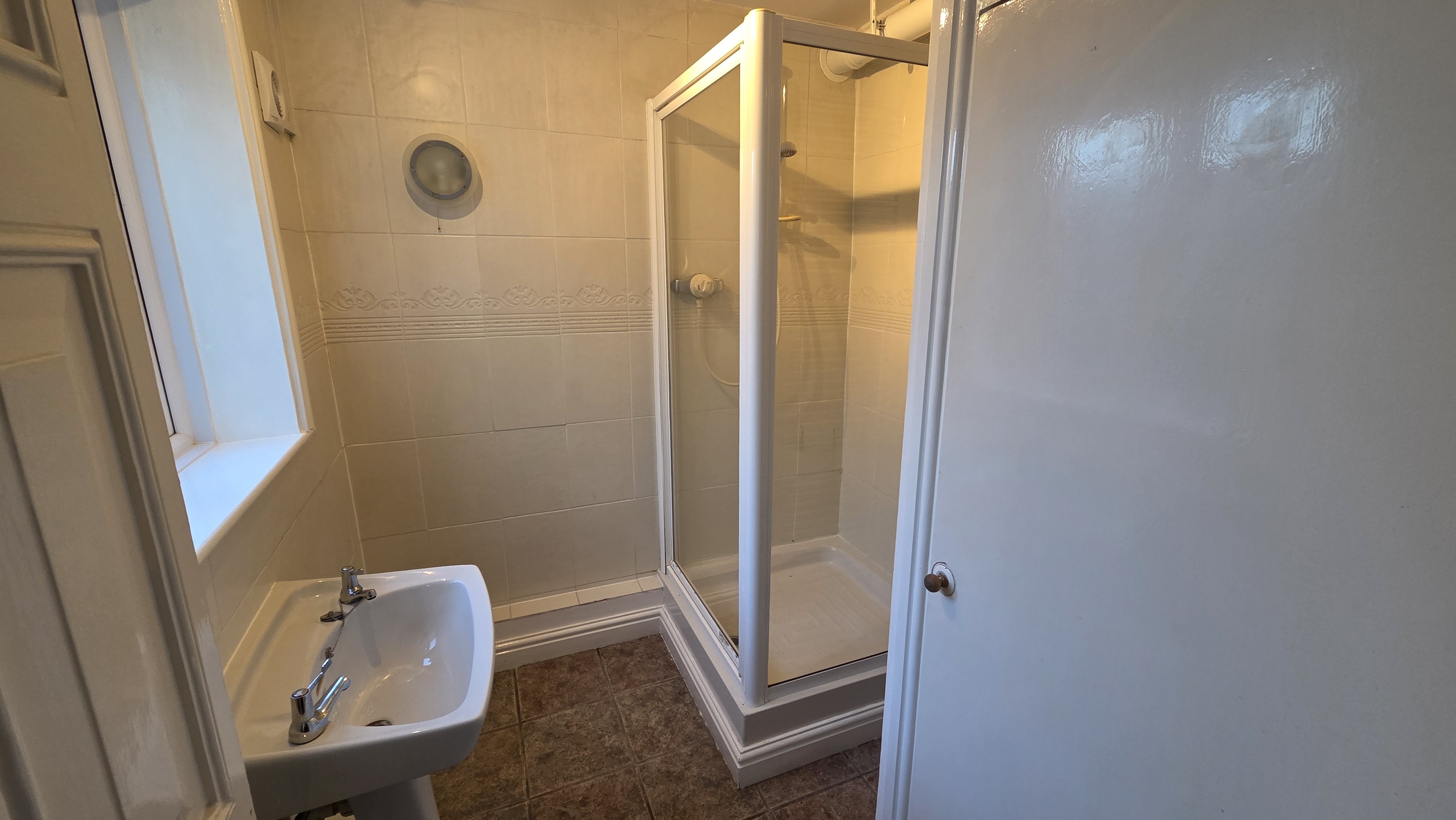 3 bed terraced house to rent in Thomas Street, Taunton, TA2 5