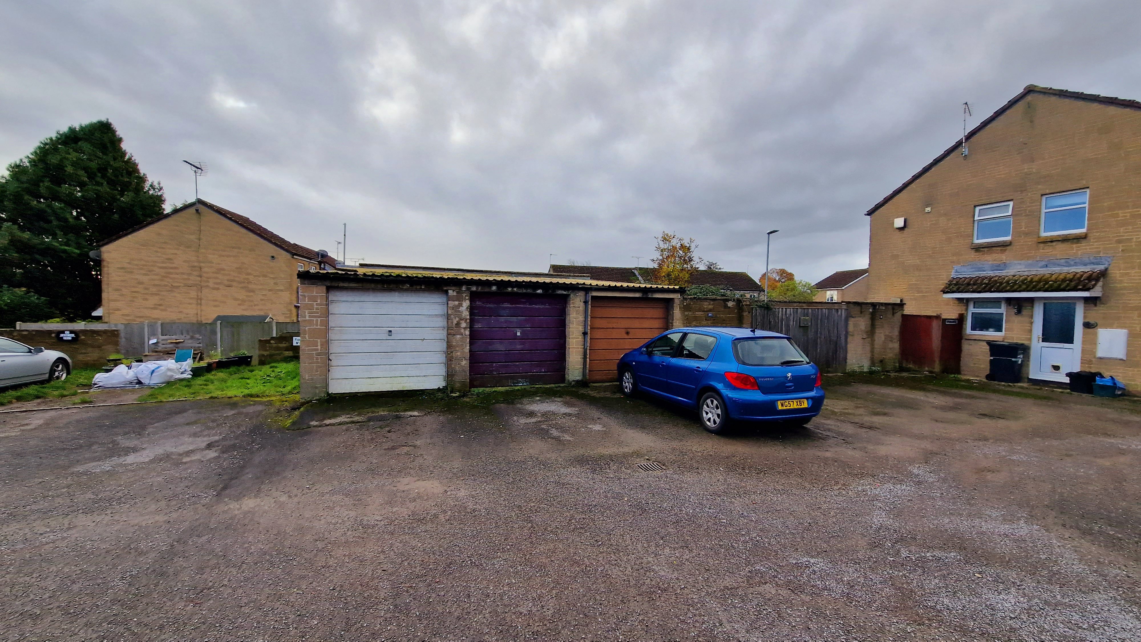 2 bed end of terrace house to rent in Pound Close, Yeovil, BA21 7