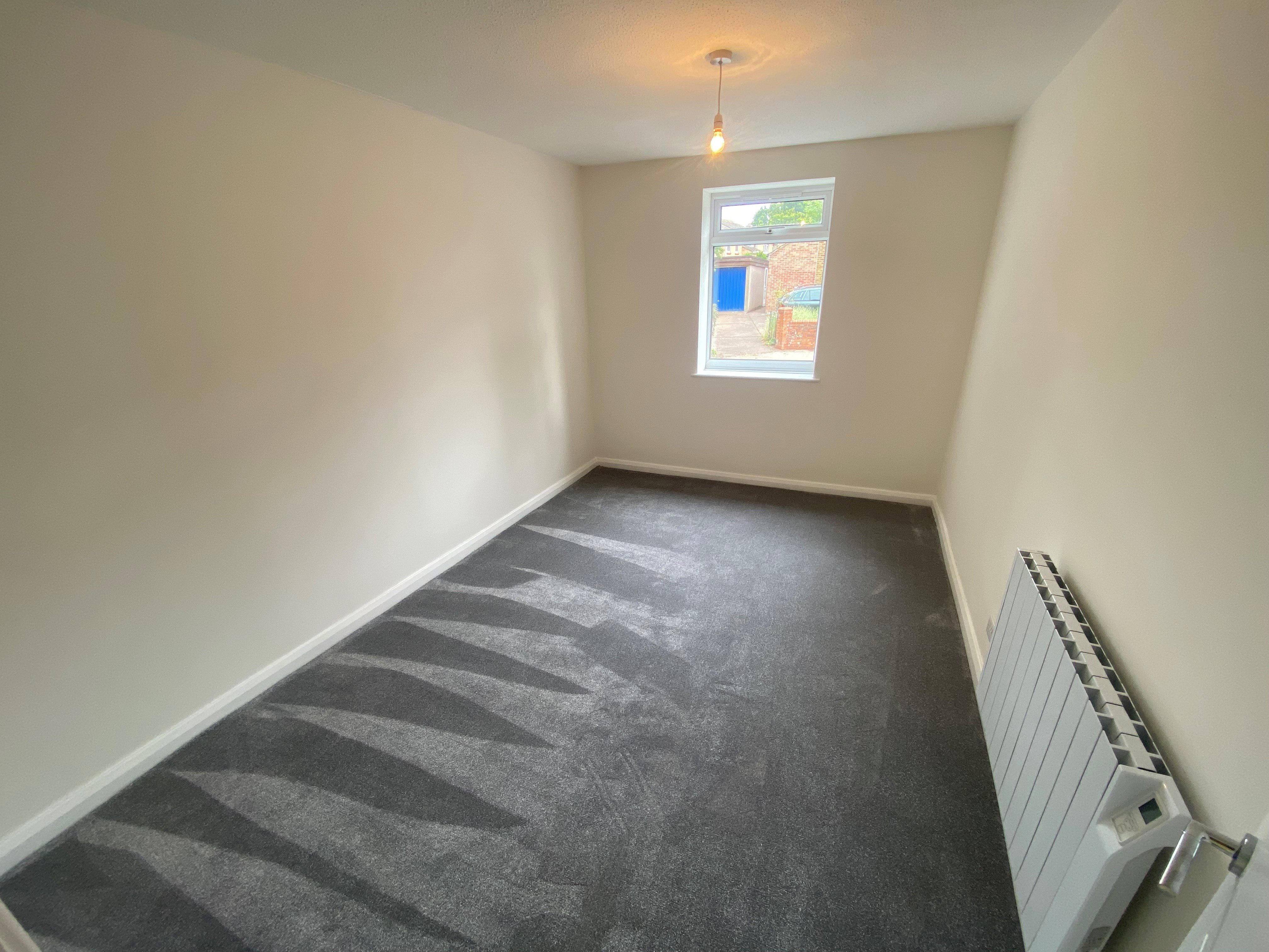 3 bed flat to rent in Belvedere Court, North Street, TA21 4