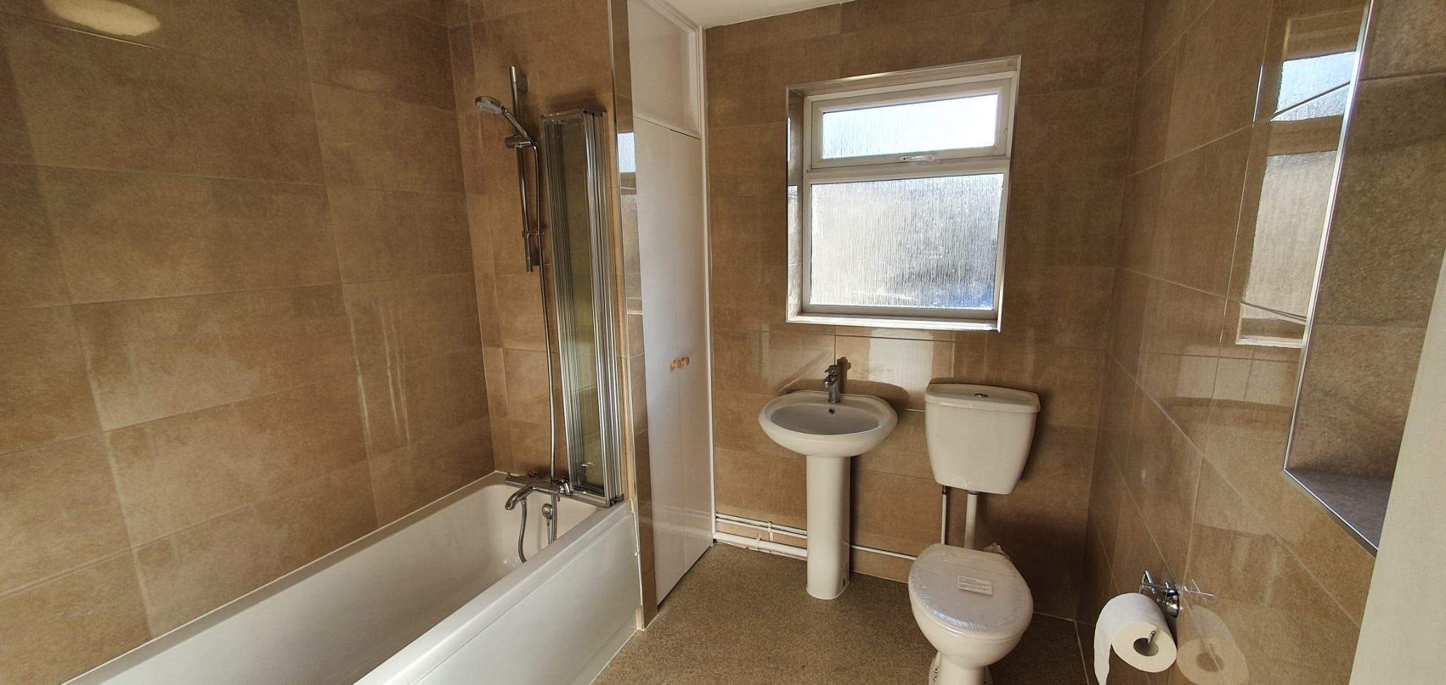 3 bed house to rent in Wilfred Road, Taunton, TA1 4