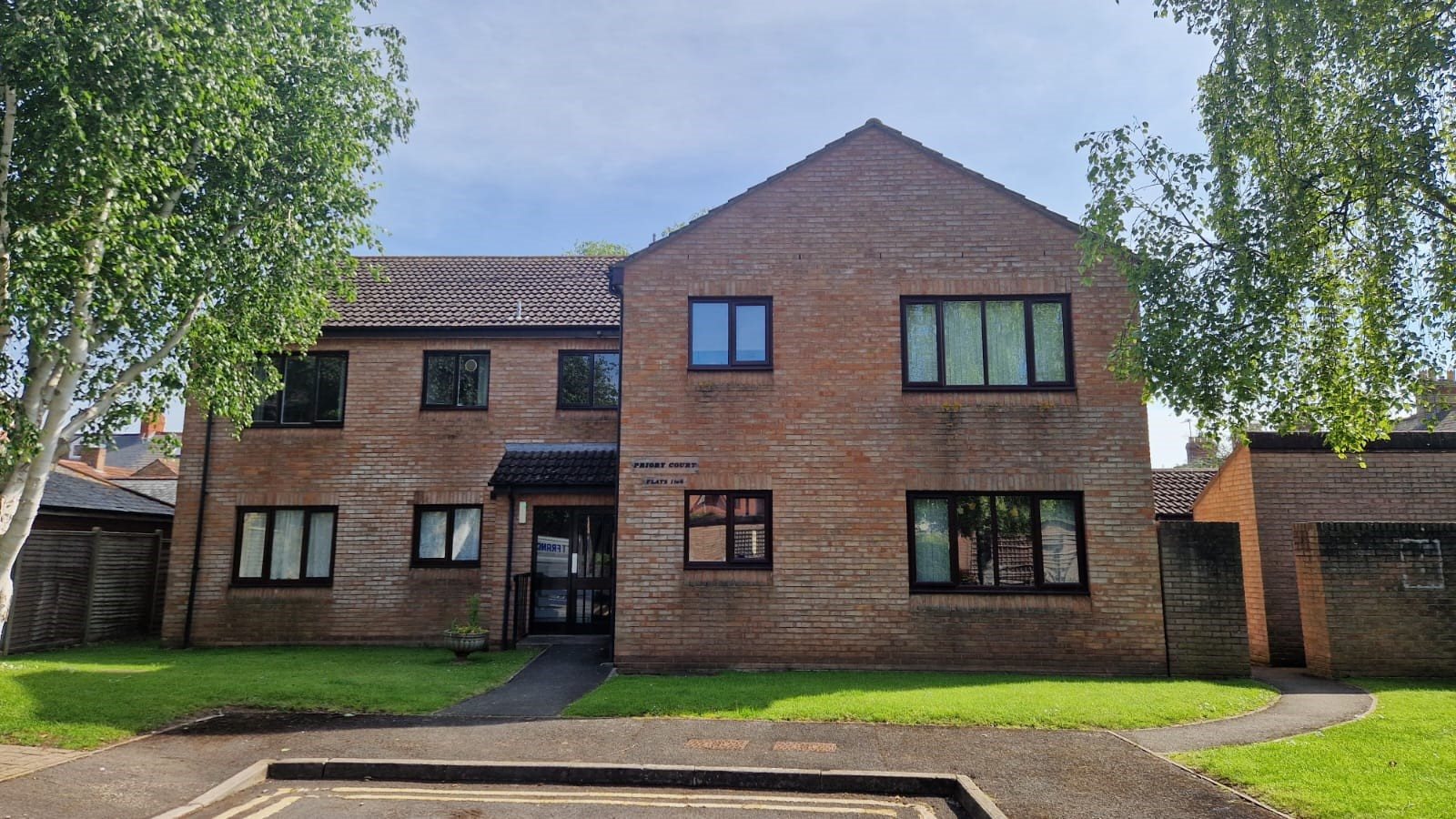 1 bed flat to rent in Priory Court, Taunton, TA1  - Property Image 1