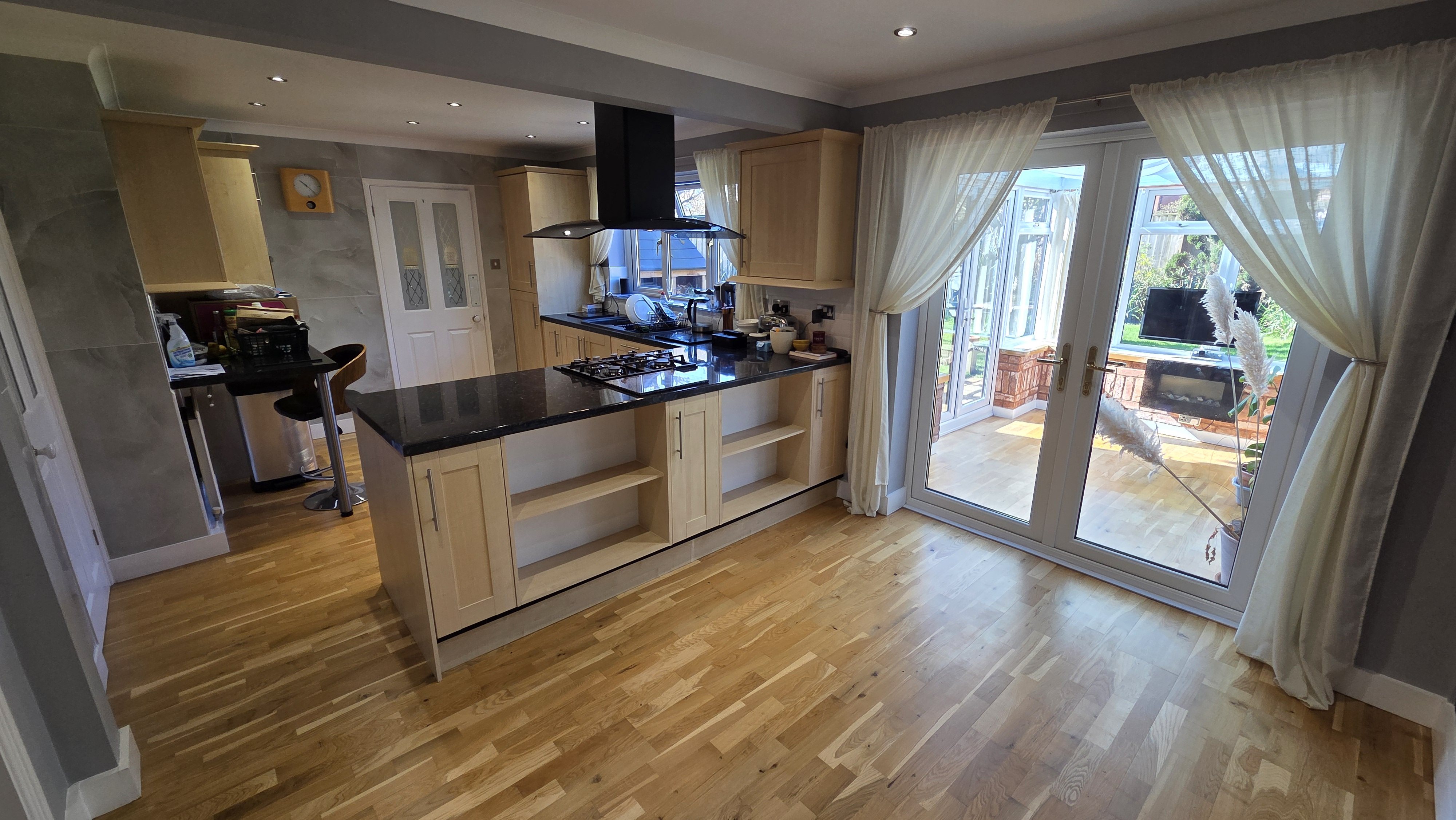 4 bed detached house to rent in Gillards Close, Rockwell Green, TA21 2