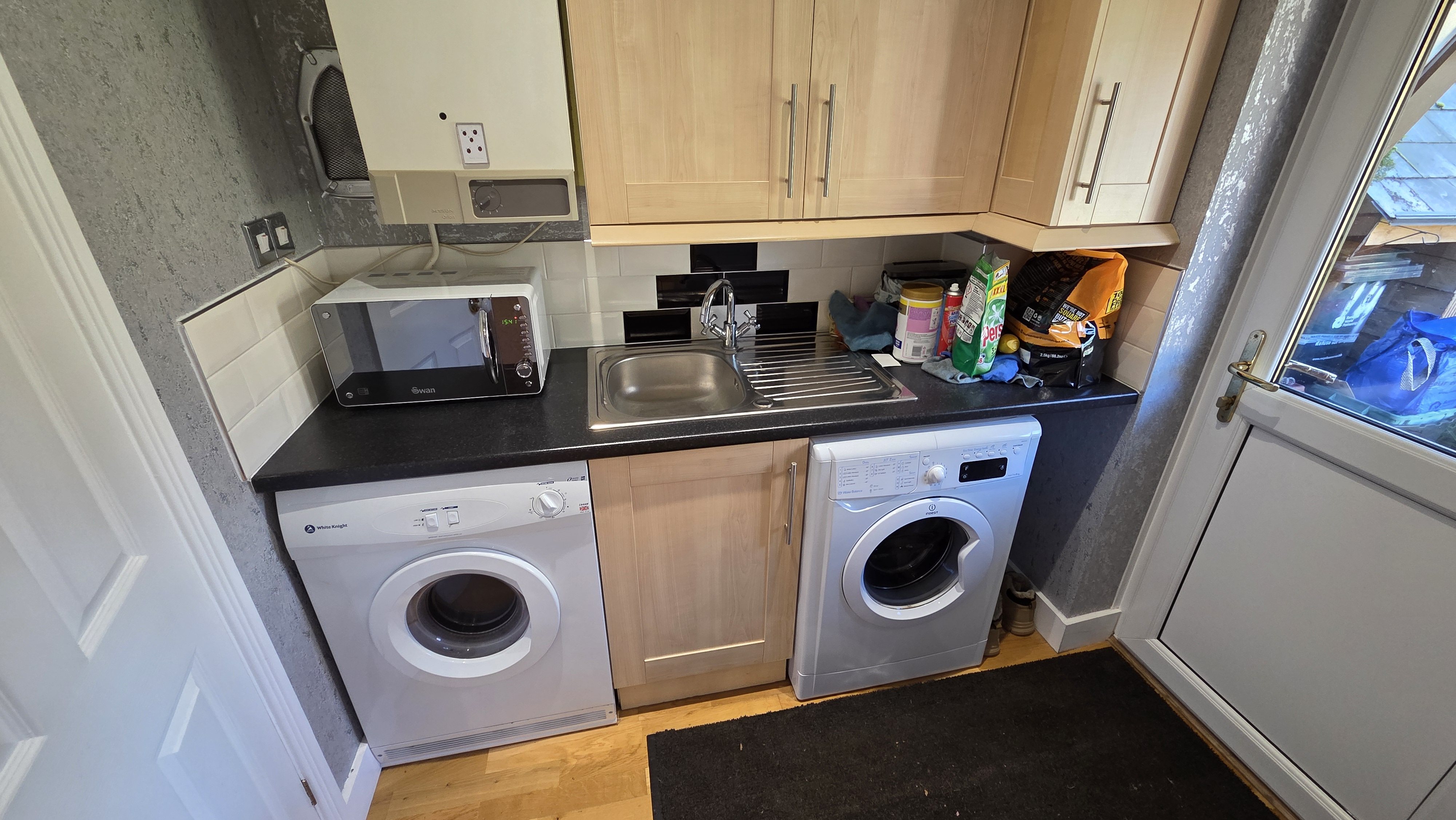 4 bed detached house to rent in Gillards Close, Rockwell Green, TA21  - Property Image 6