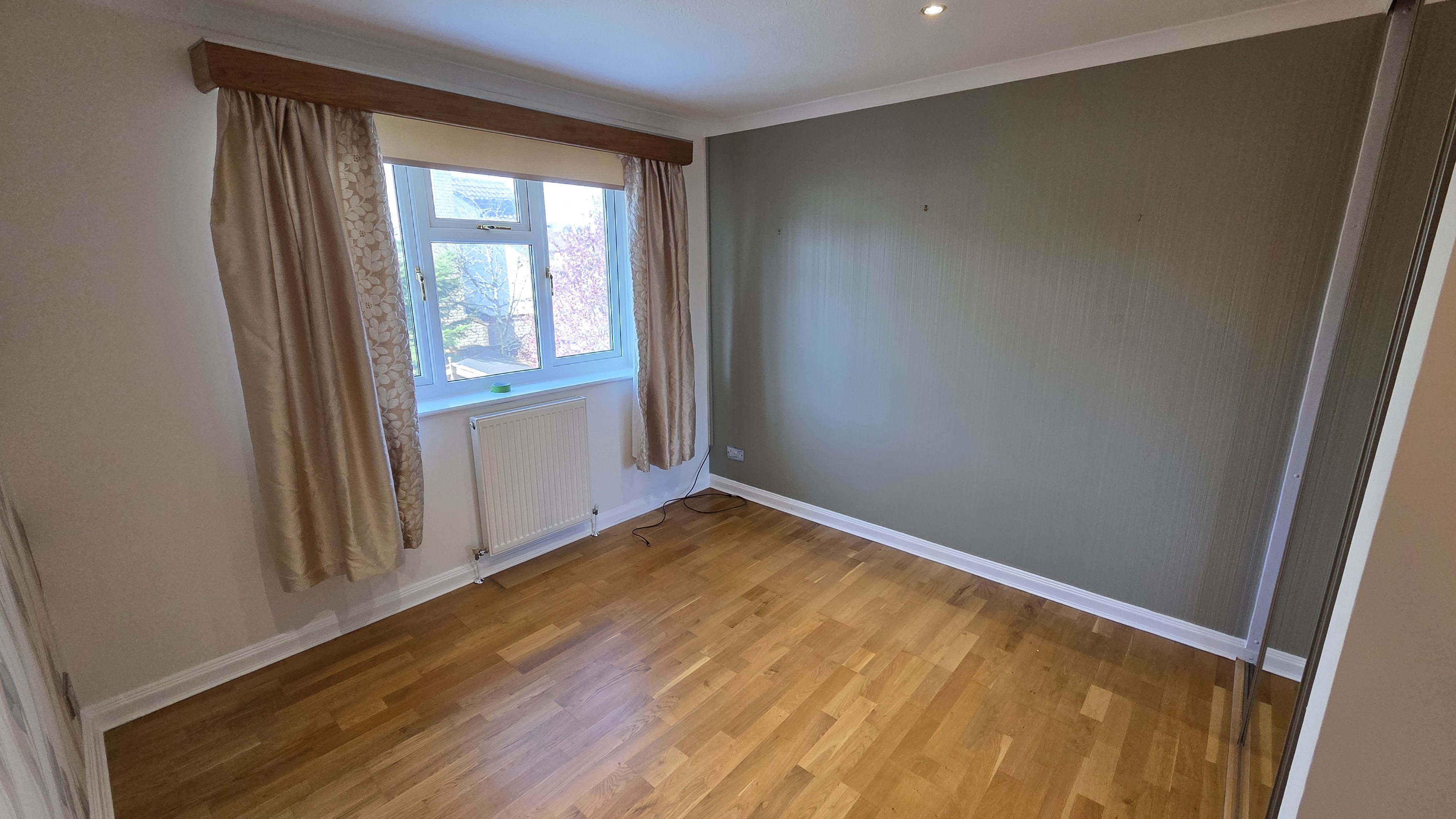 4 bed detached house to rent in Gillards Close, Rockwell Green, TA21 10