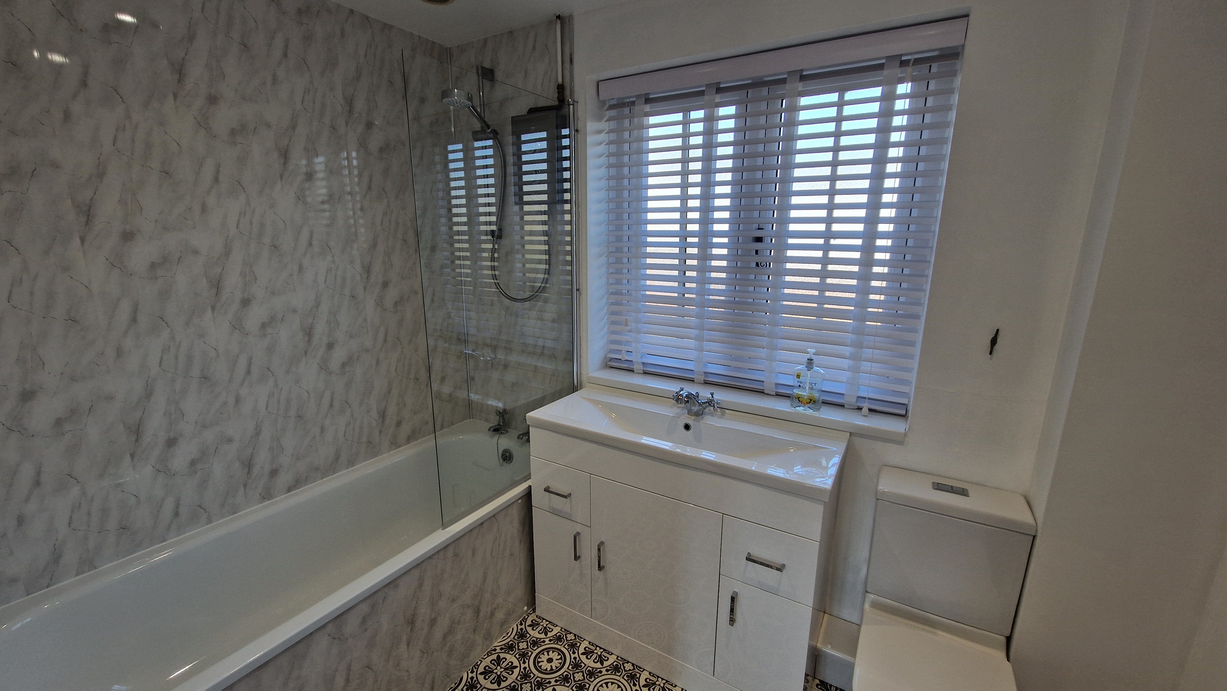 3 bed detached house to rent in Bramleys, Station Road, TA3 7