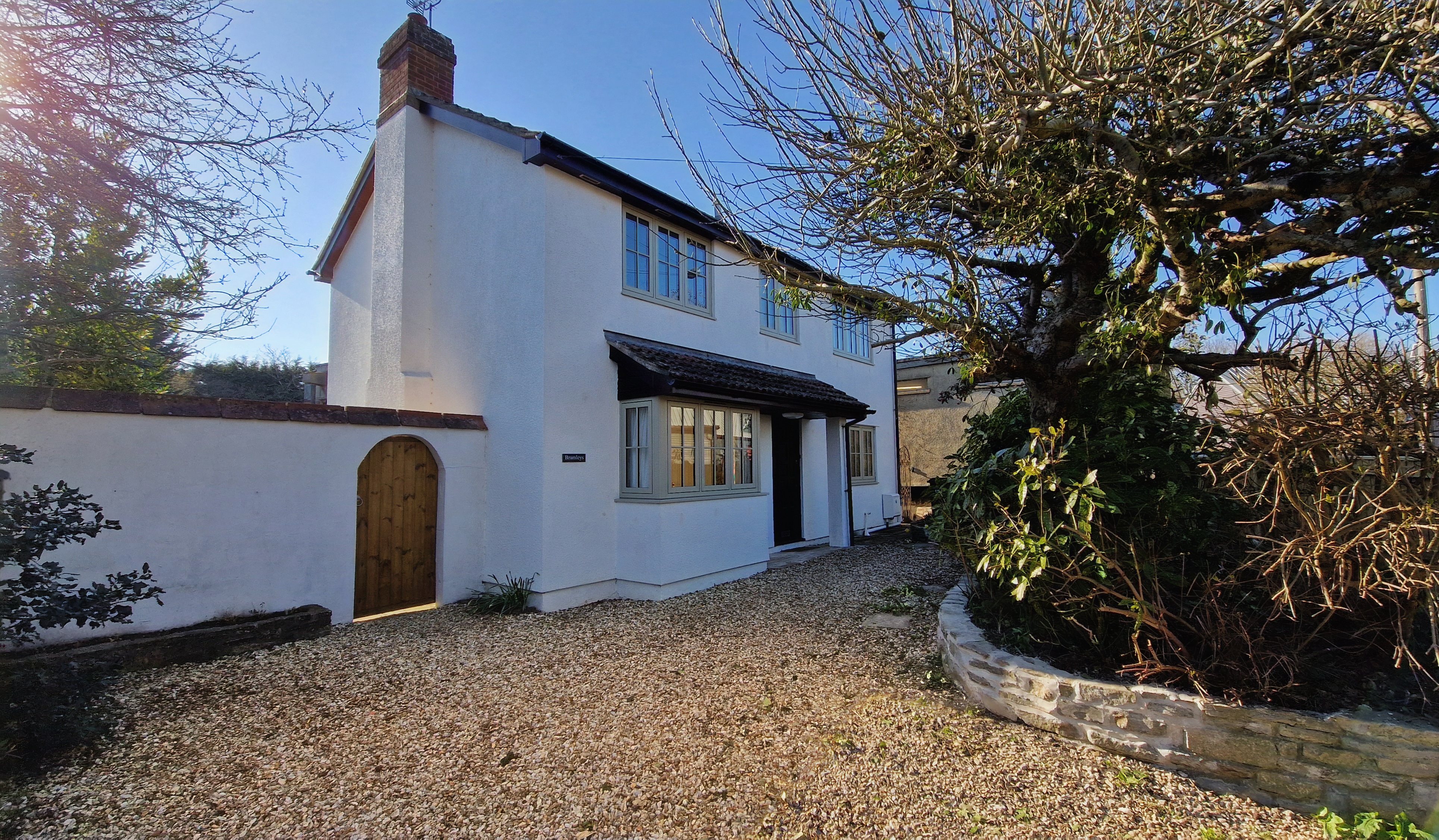3 bed detached house to rent in Bramleys, Station Road, TA3 - Property Image 1