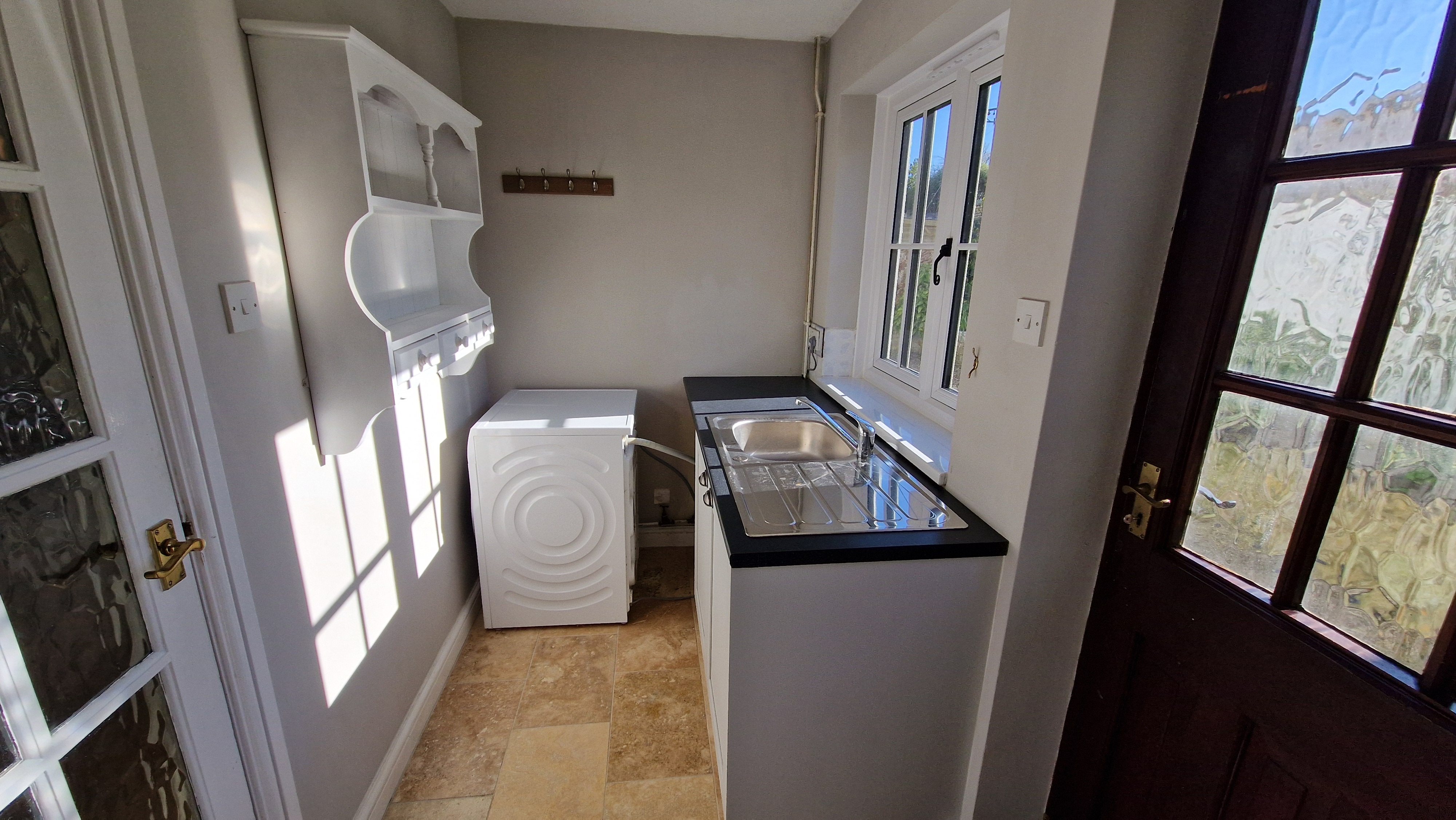 3 bed detached house to rent in Bramleys, Station Road, TA3 6