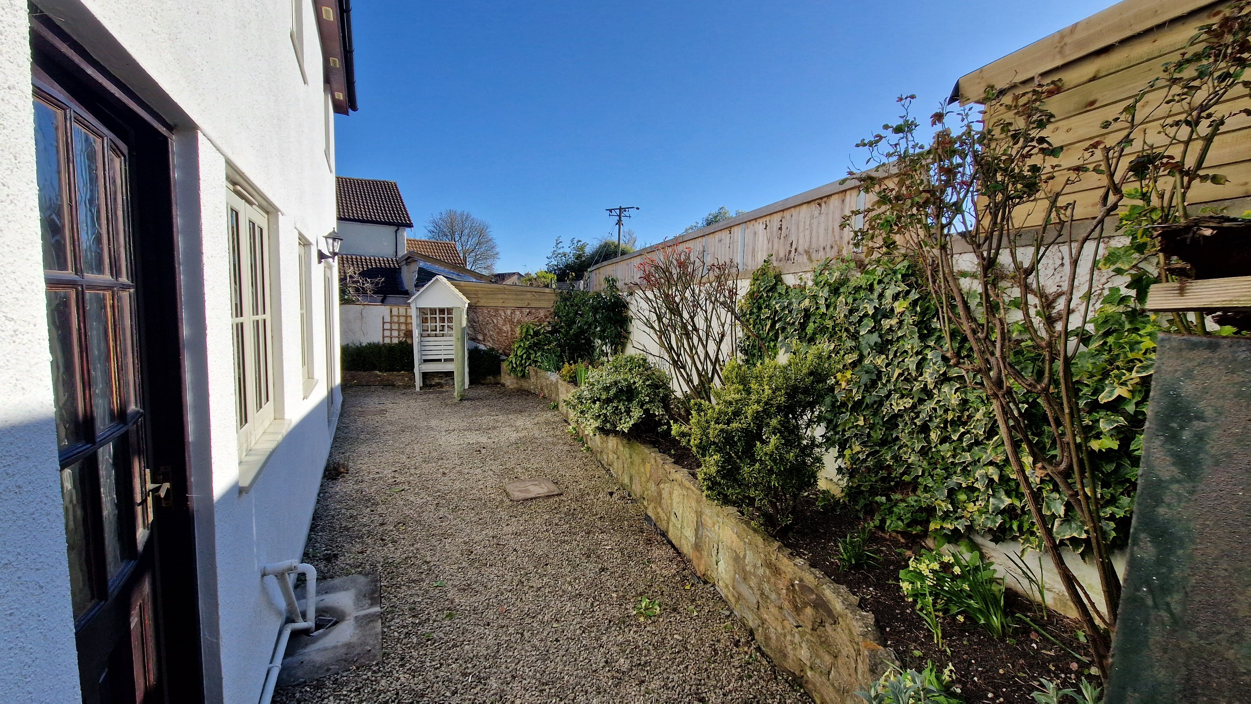 3 bed detached house to rent in Bramleys, Station Road, TA3 11