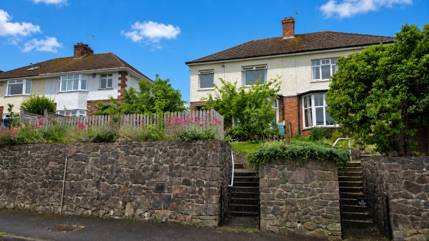 3 bed semi-detached house to rent in Mountway Road, Taunton, TA1 - Property Image 1
