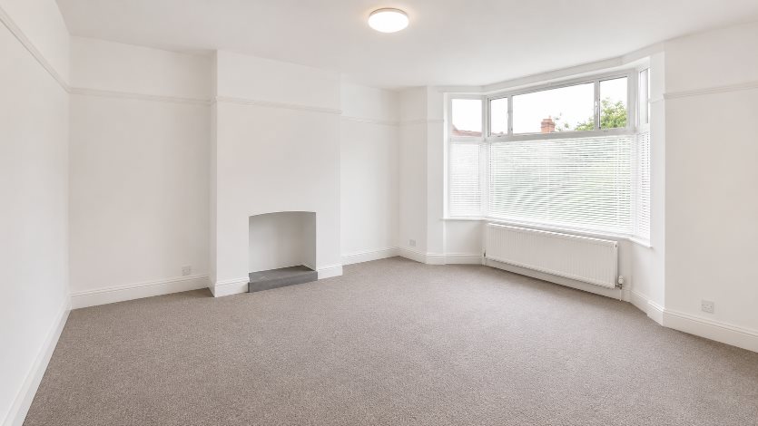 3 bed semi-detached house to rent in Mountway Road, Taunton, TA1 1