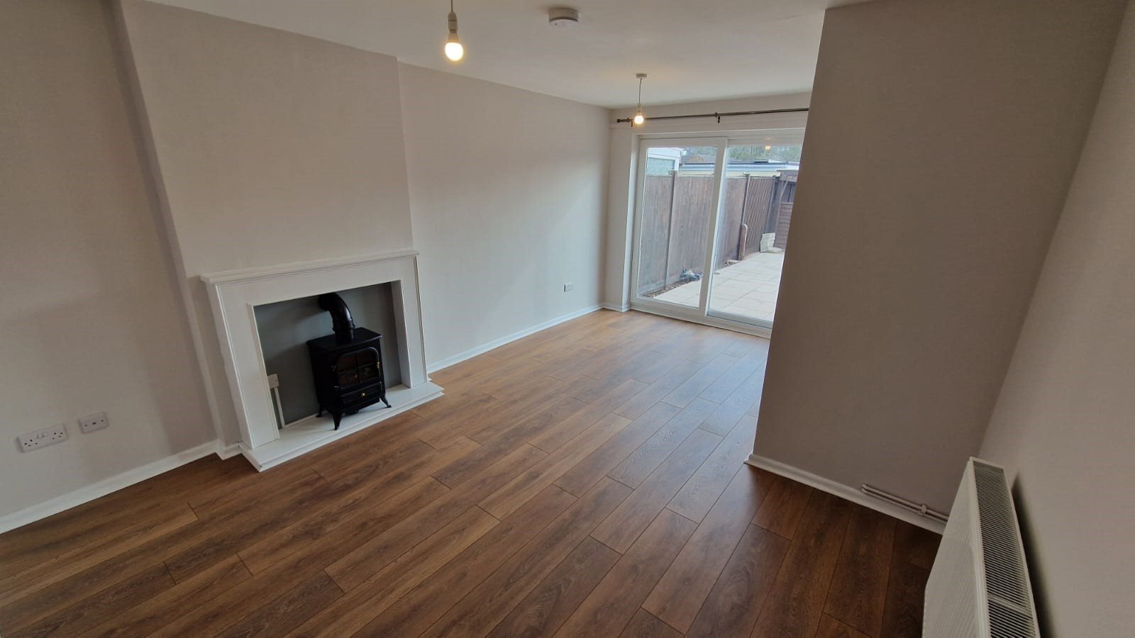 2 bed bungalow to rent in Burchs Close, Taunton, TA1 1