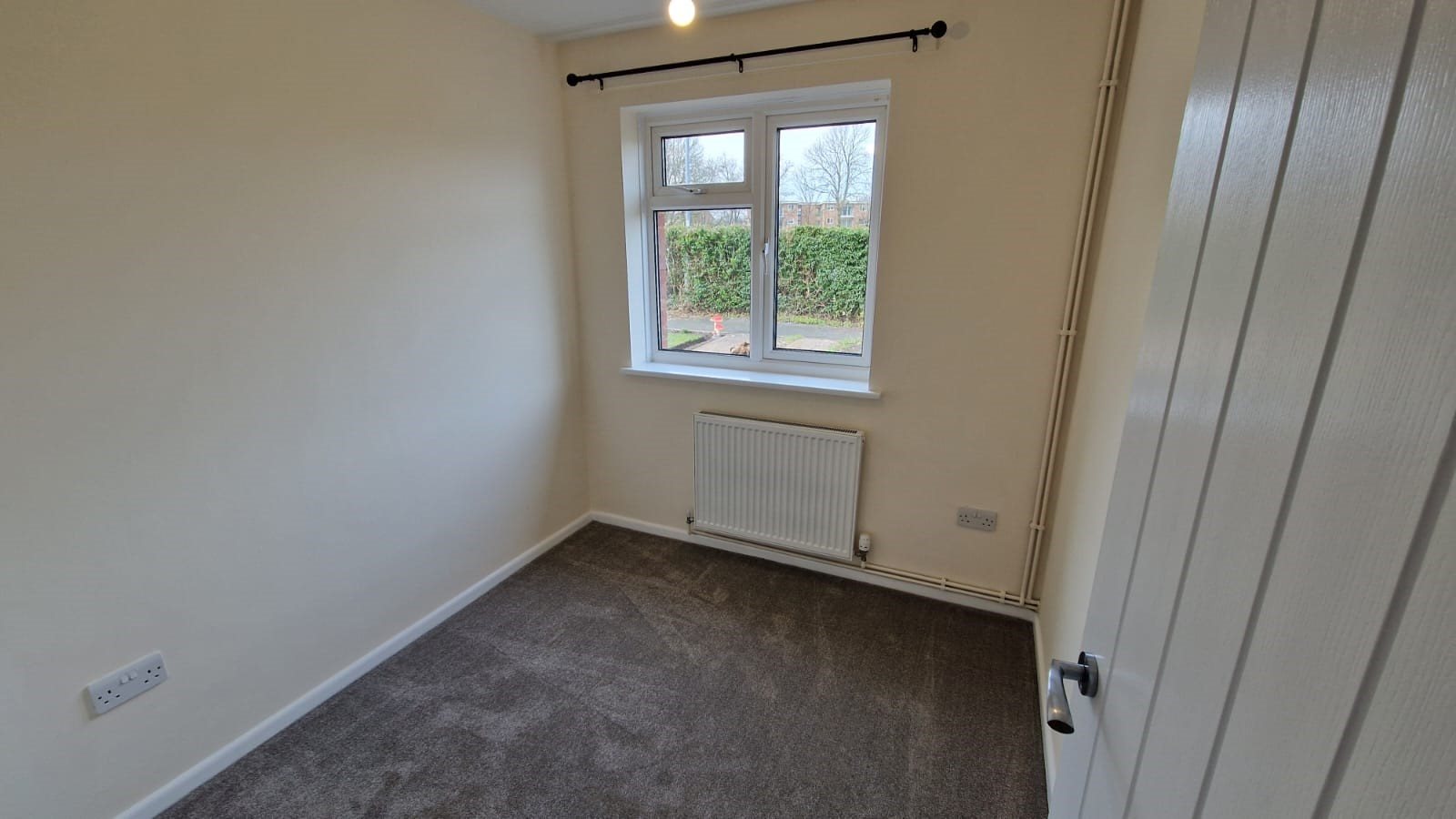 2 bed bungalow to rent in Burchs Close, Taunton, TA1  - Property Image 8